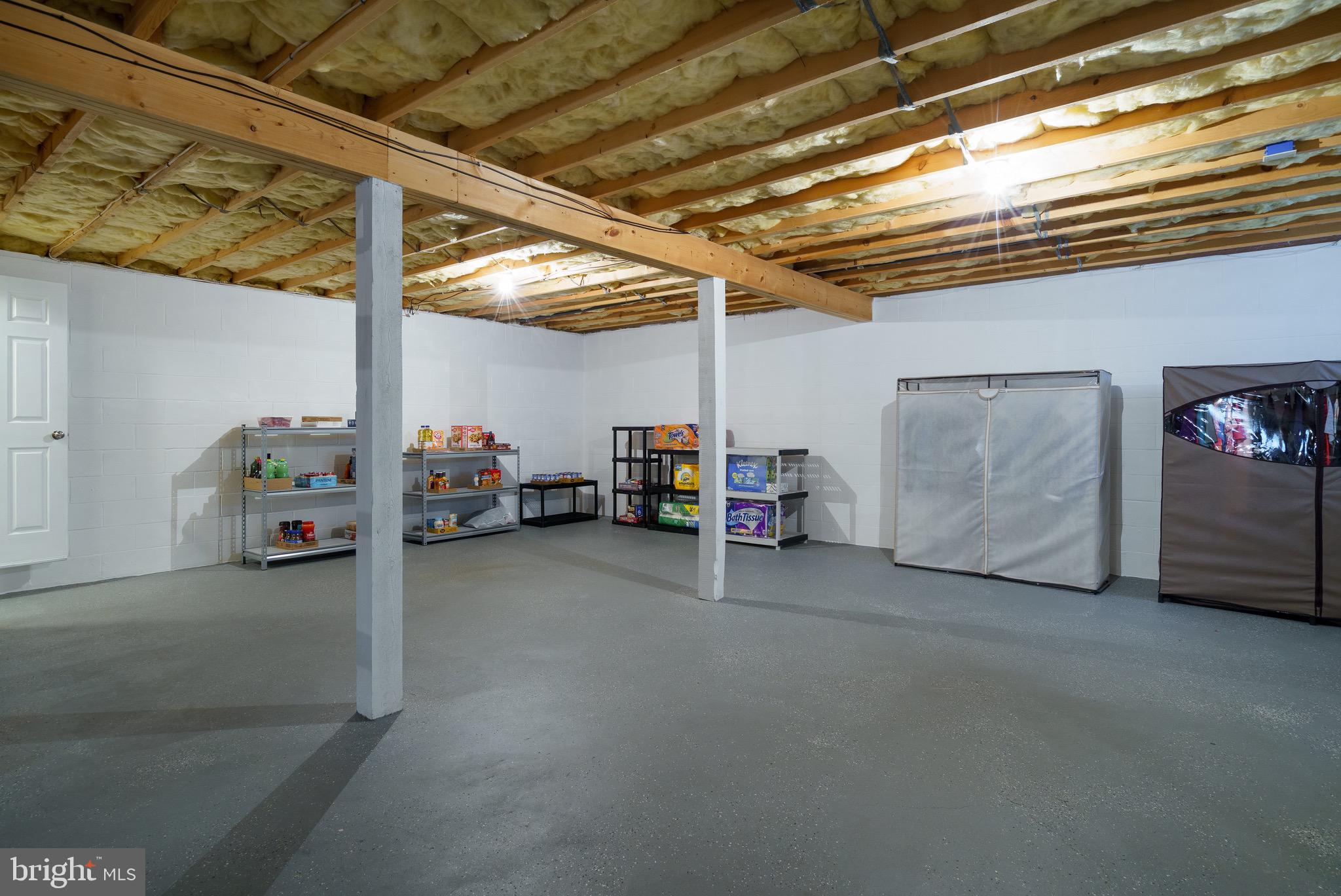 CLOVER MEADOWS - Residential