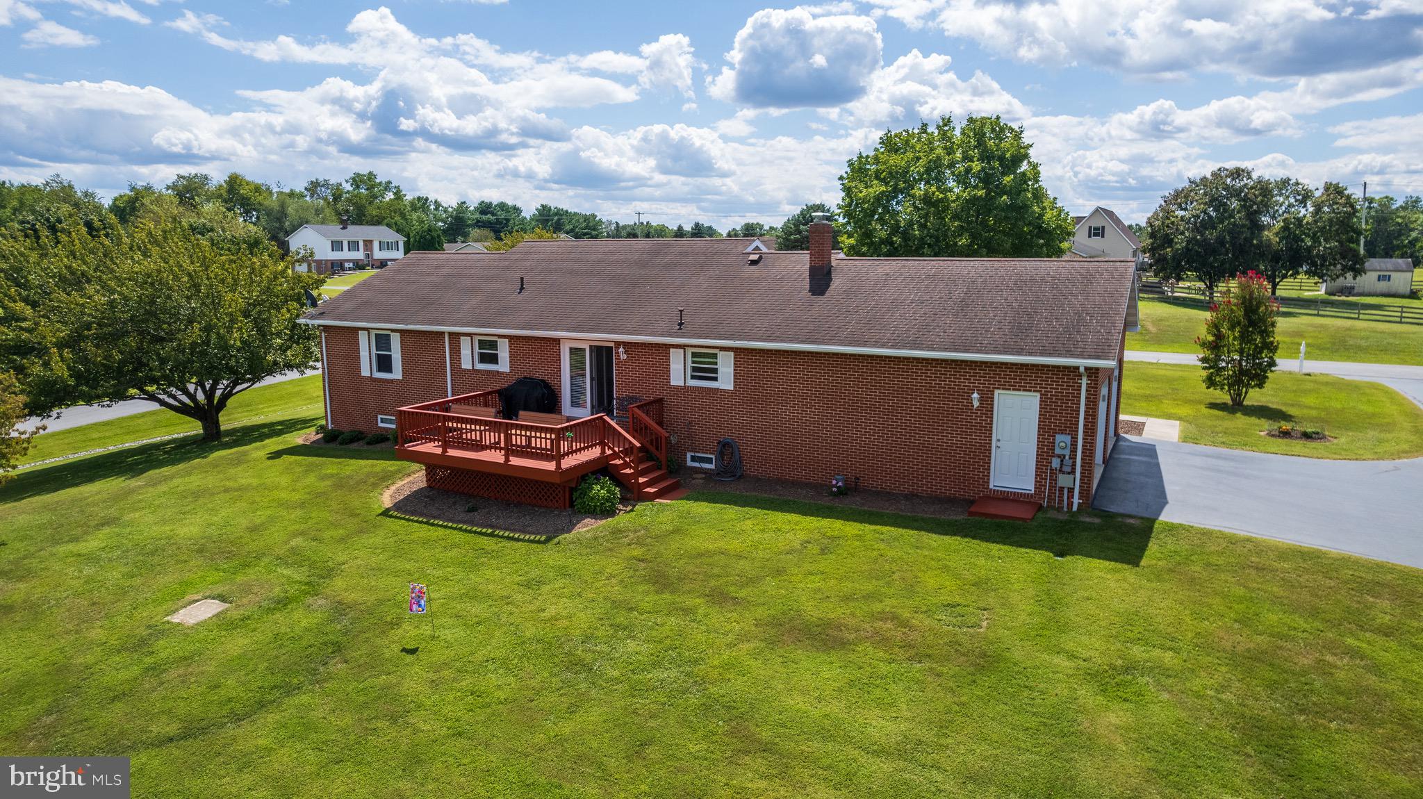 CLOVER MEADOWS - Residential