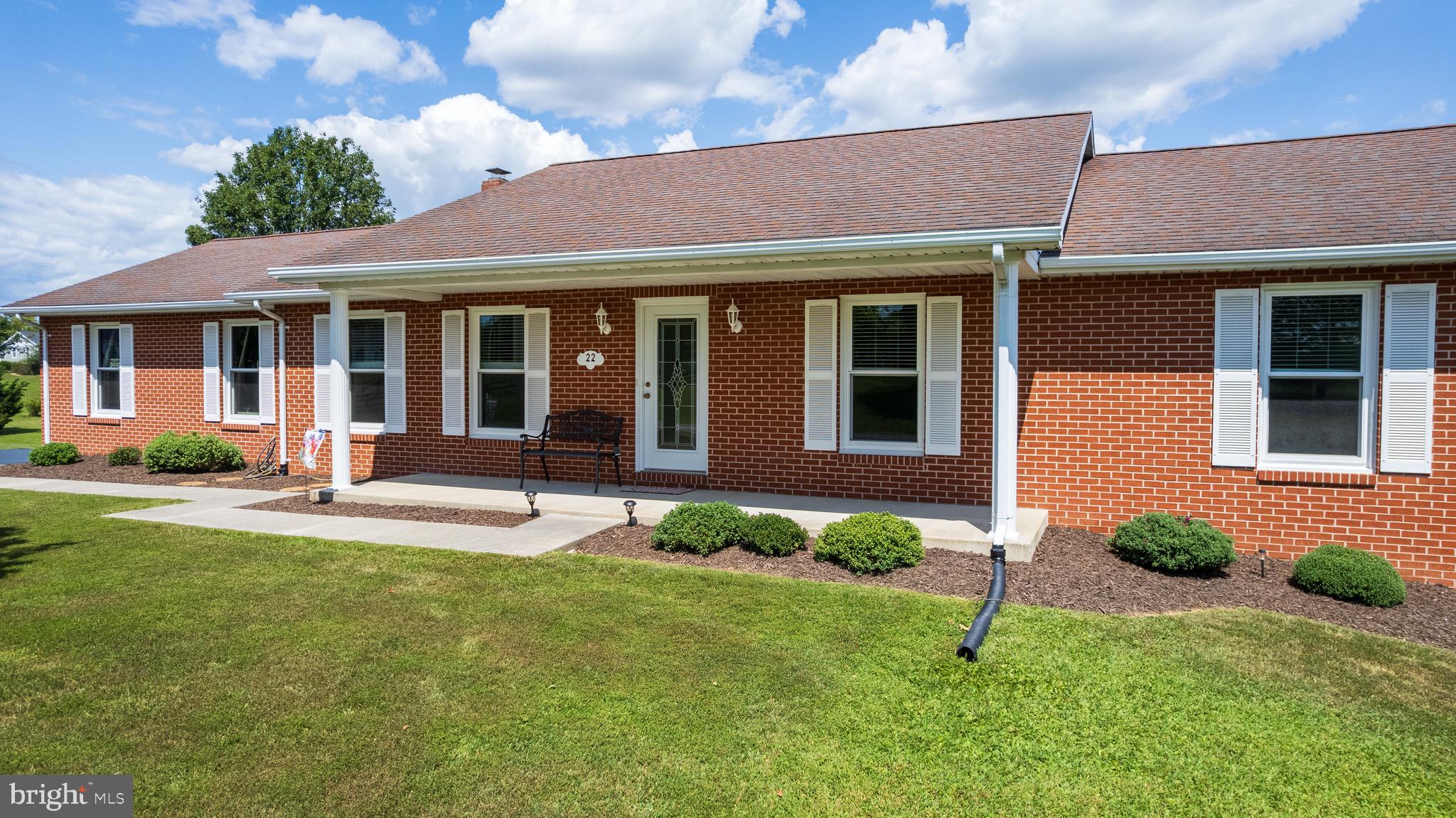 CLOVER MEADOWS - Residential