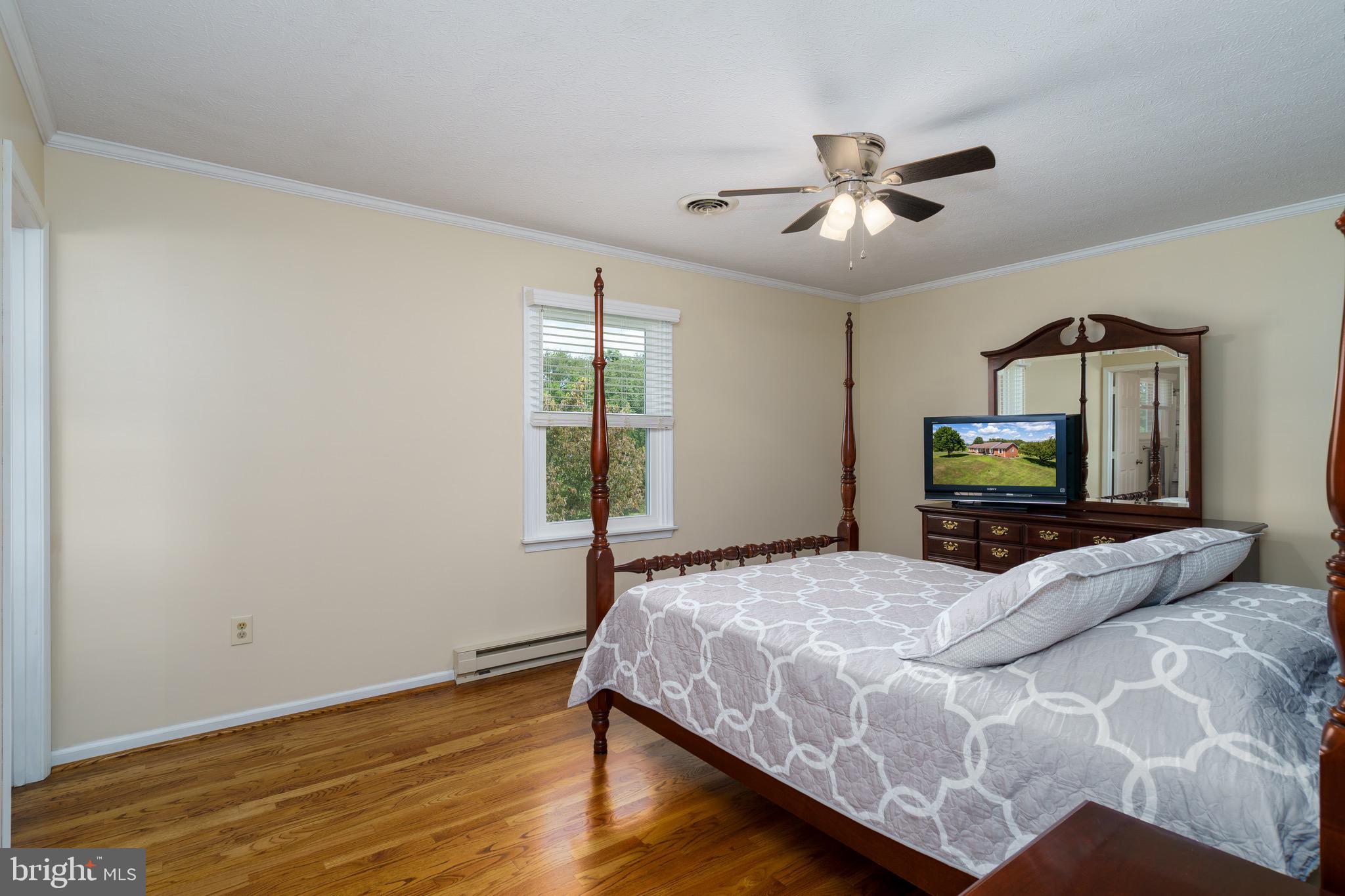 CLOVER MEADOWS - Residential