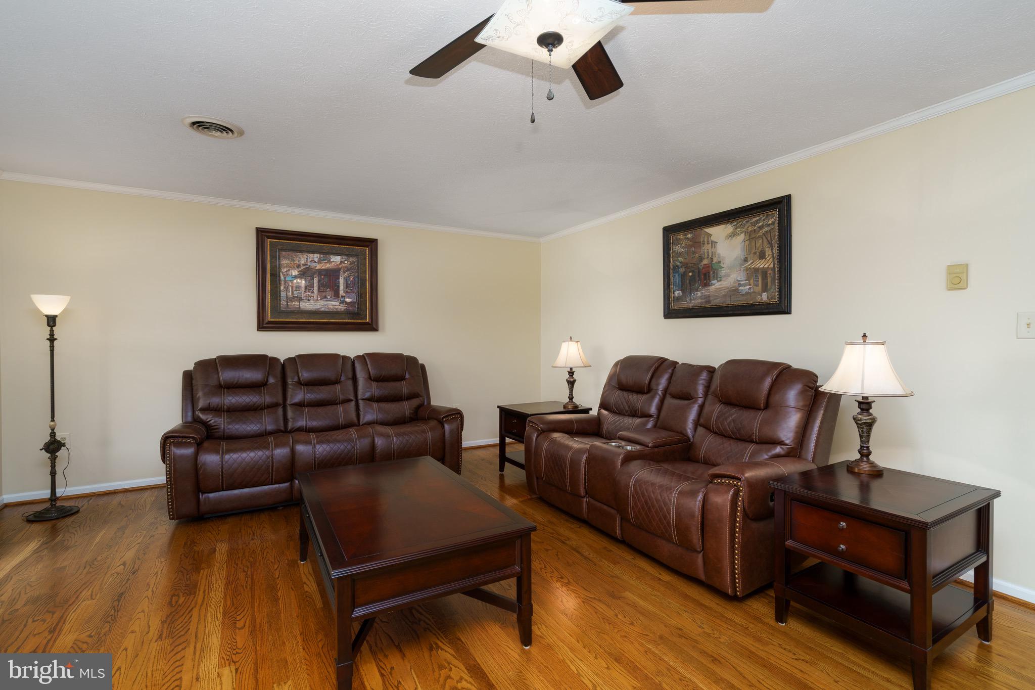 CLOVER MEADOWS - Residential