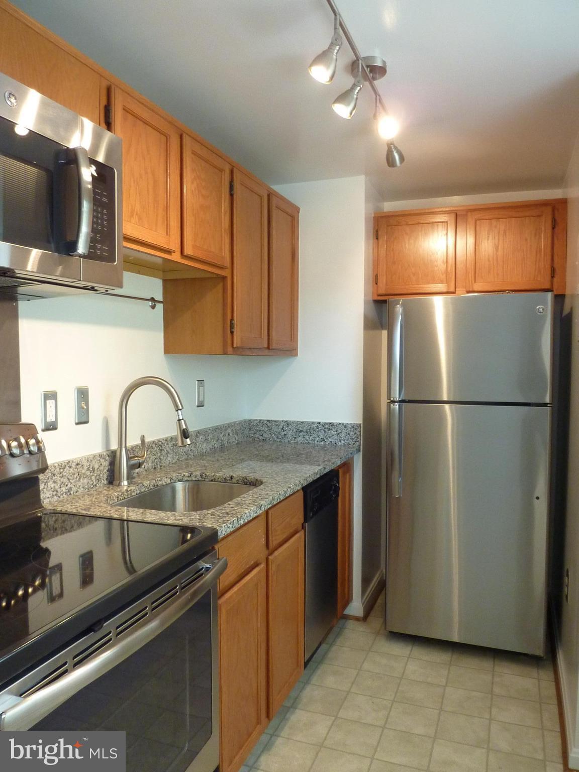 COLONIAL VILLAGE - Residential Lease