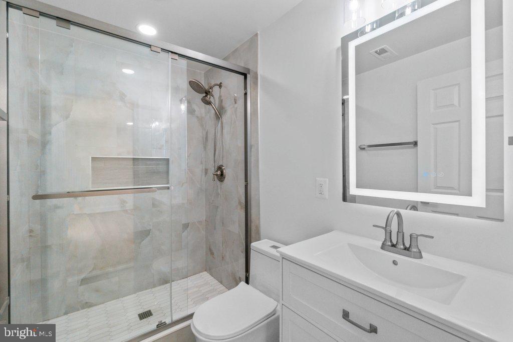 GLENVUE - Residential