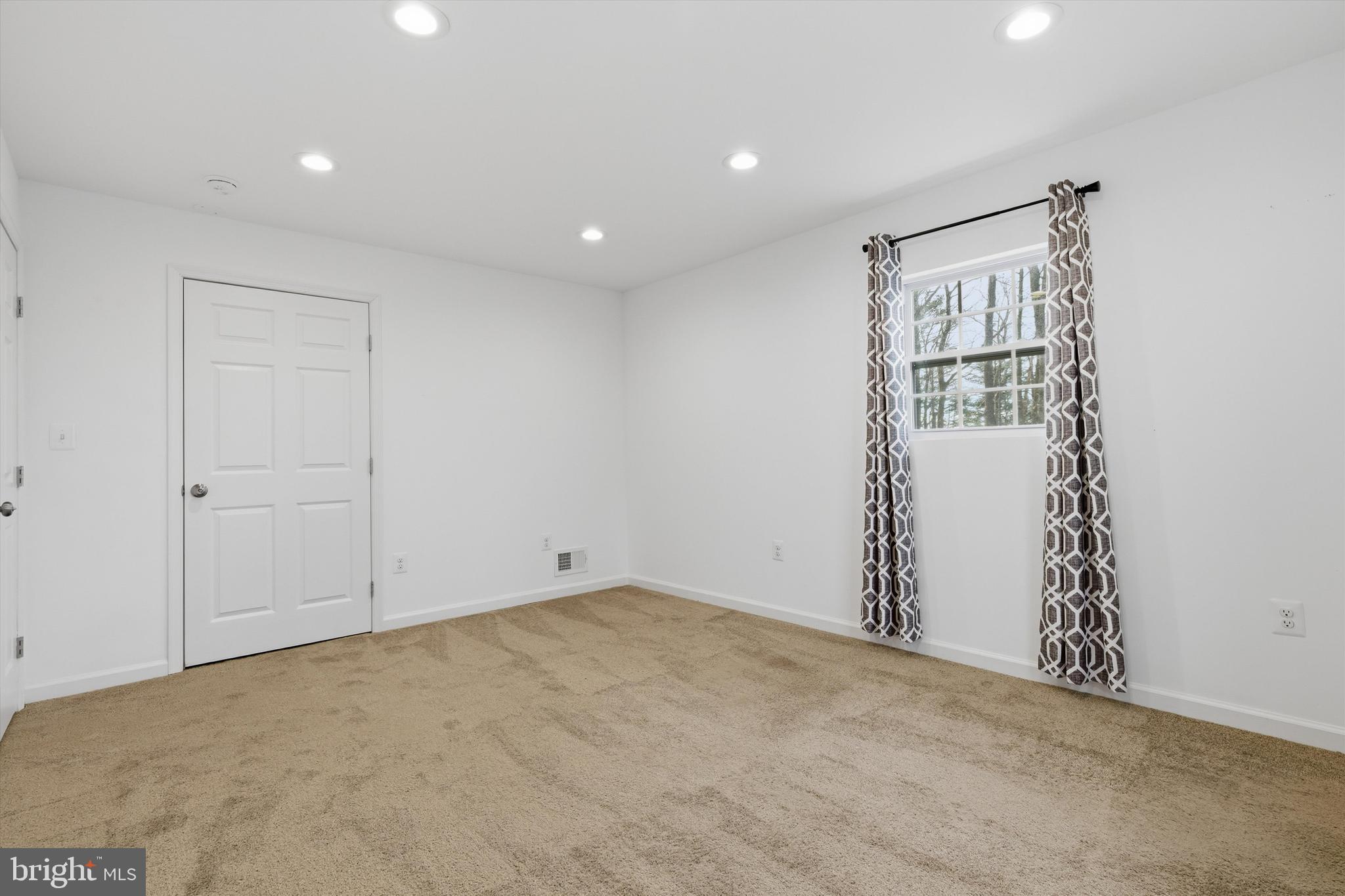 TIMBER RIDGE - Residential