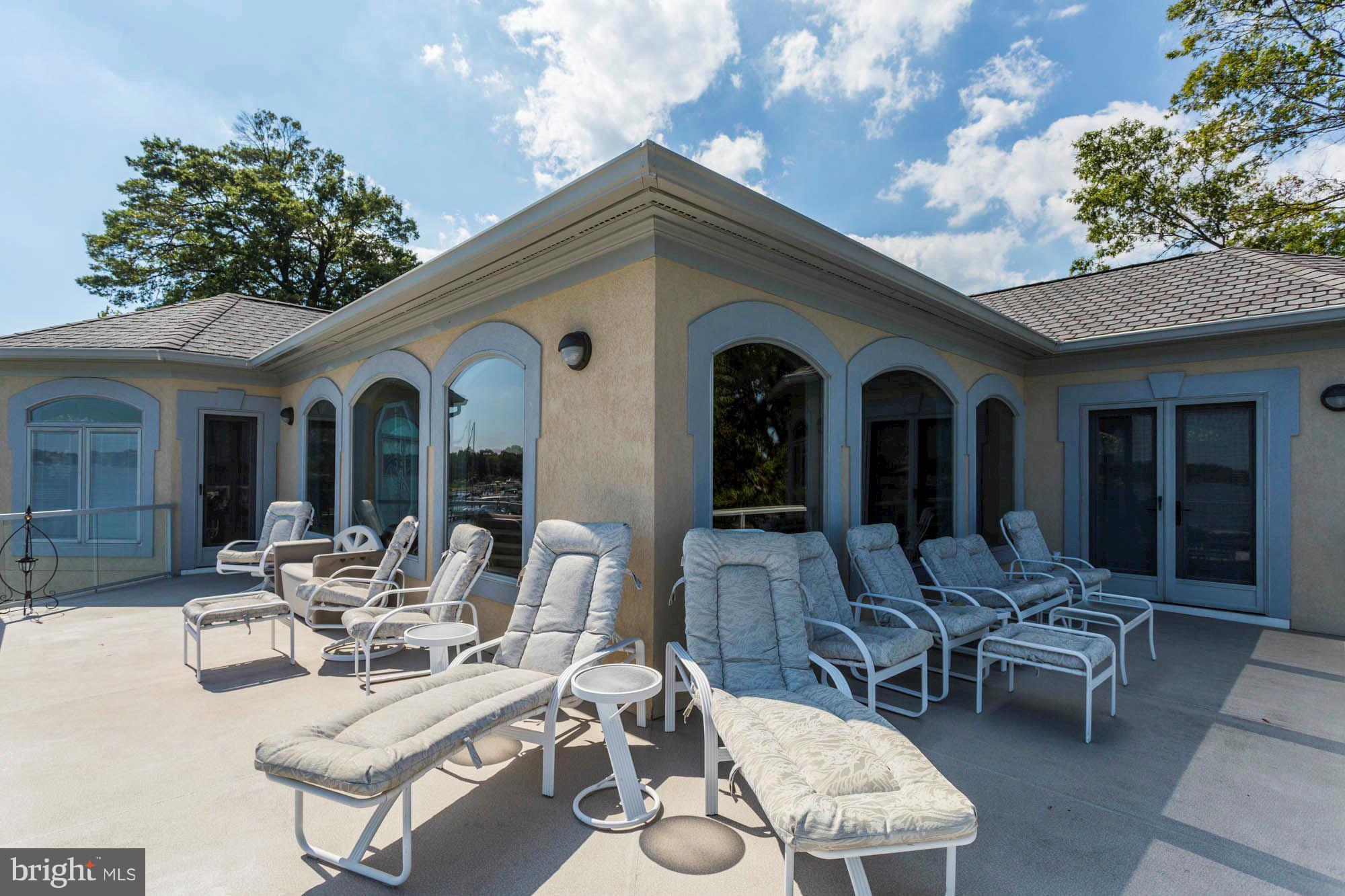 CHALK POINT - Residential