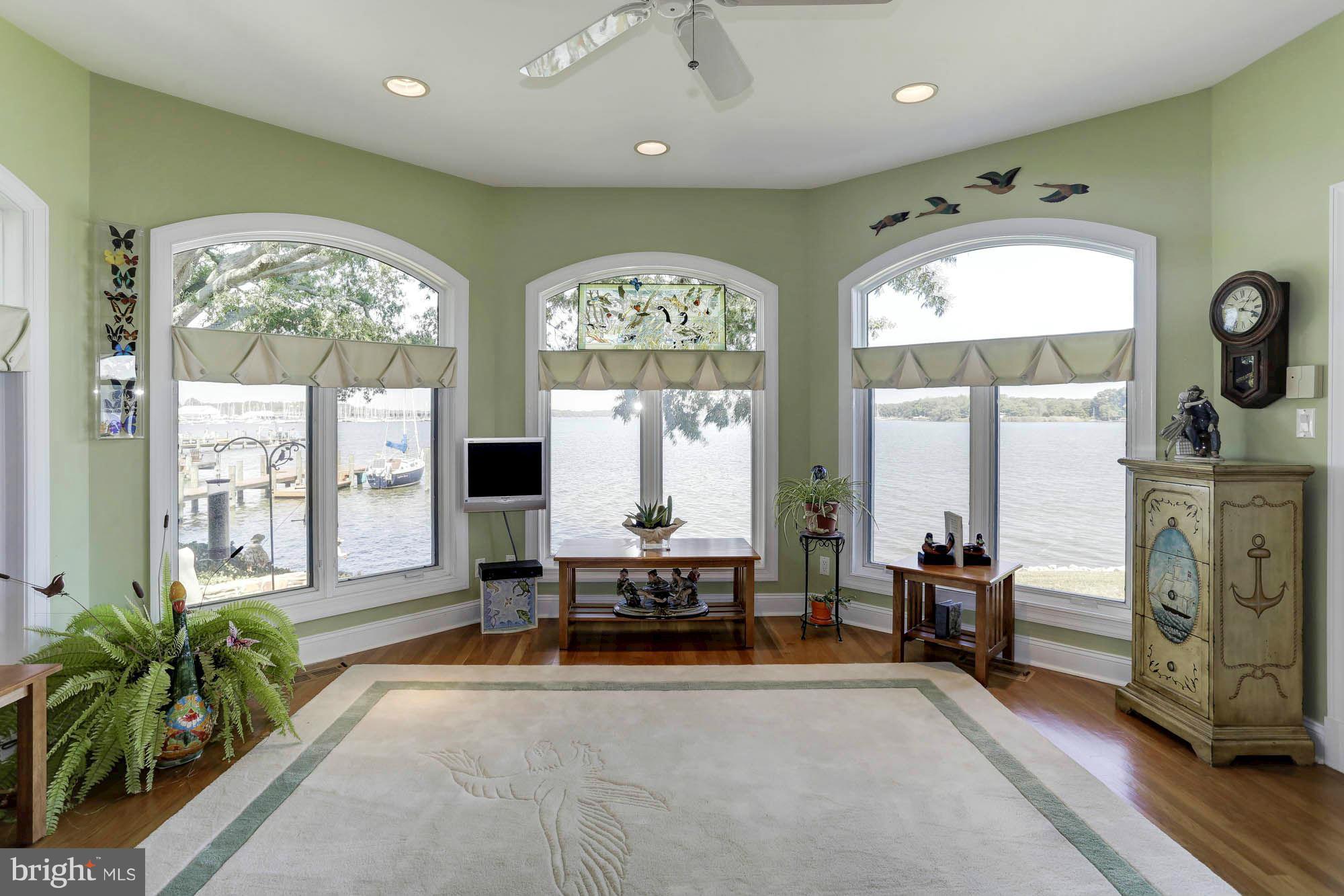 CHALK POINT - Residential