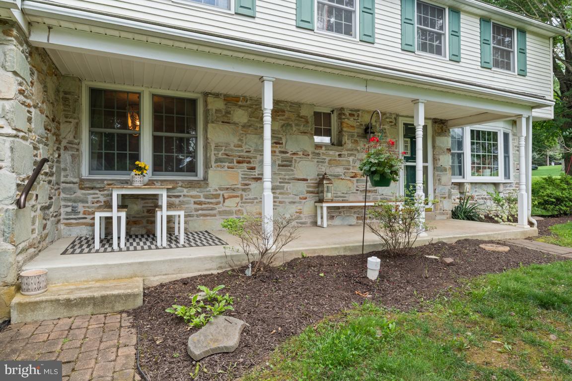 11 CREEK ROAD