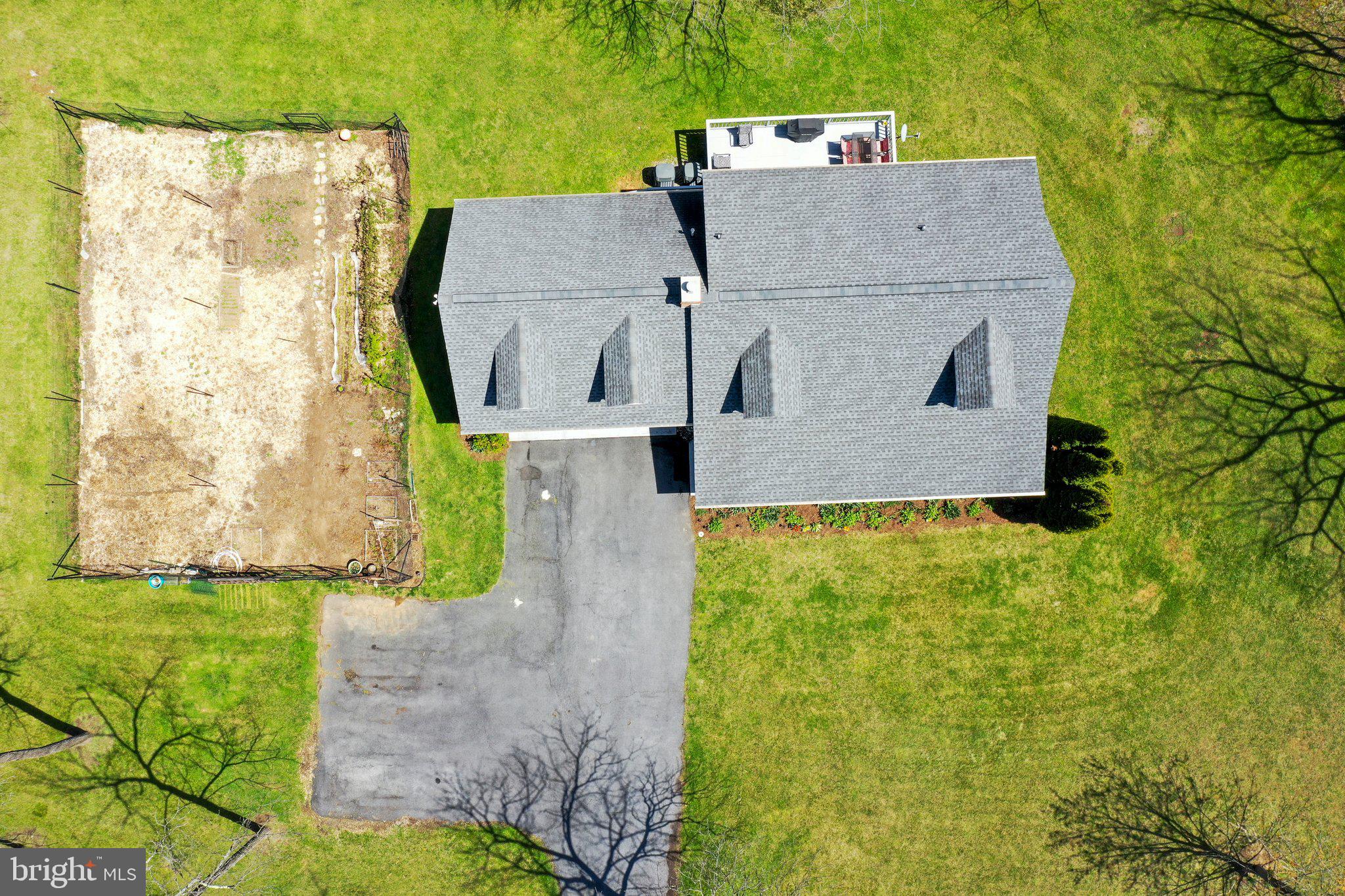 HIGHLAND MEADOWS - Residential