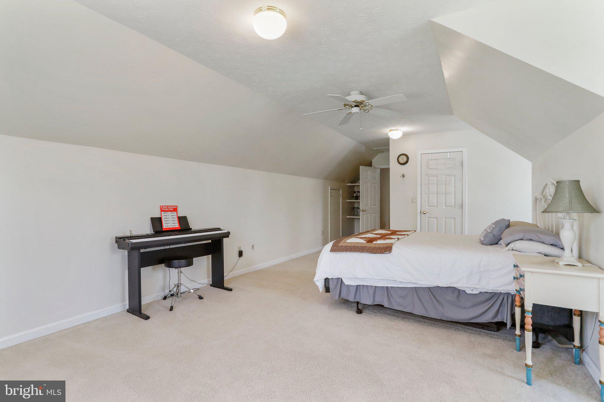 HIGHLAND MEADOWS - Residential