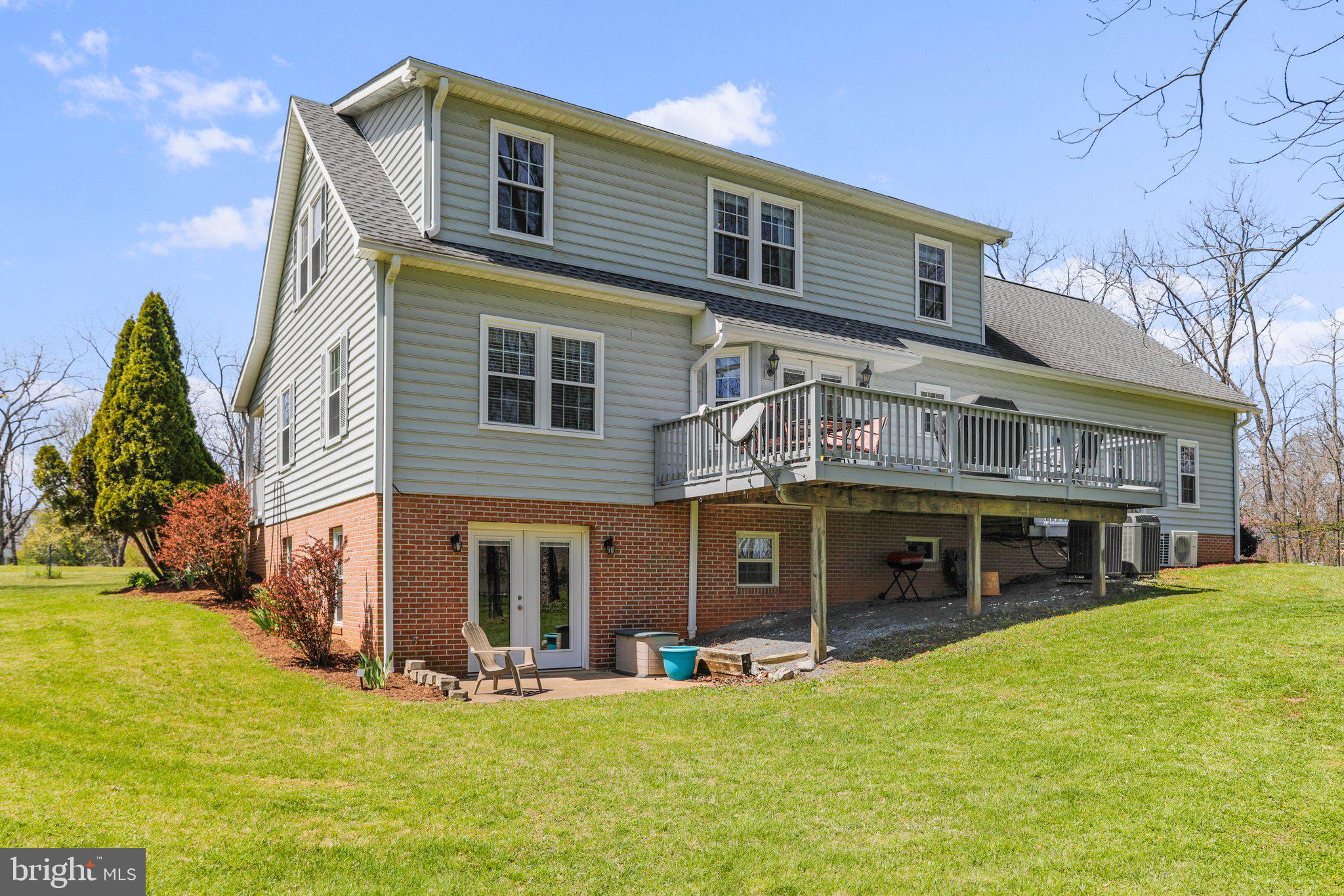 HIGHLAND MEADOWS - Residential