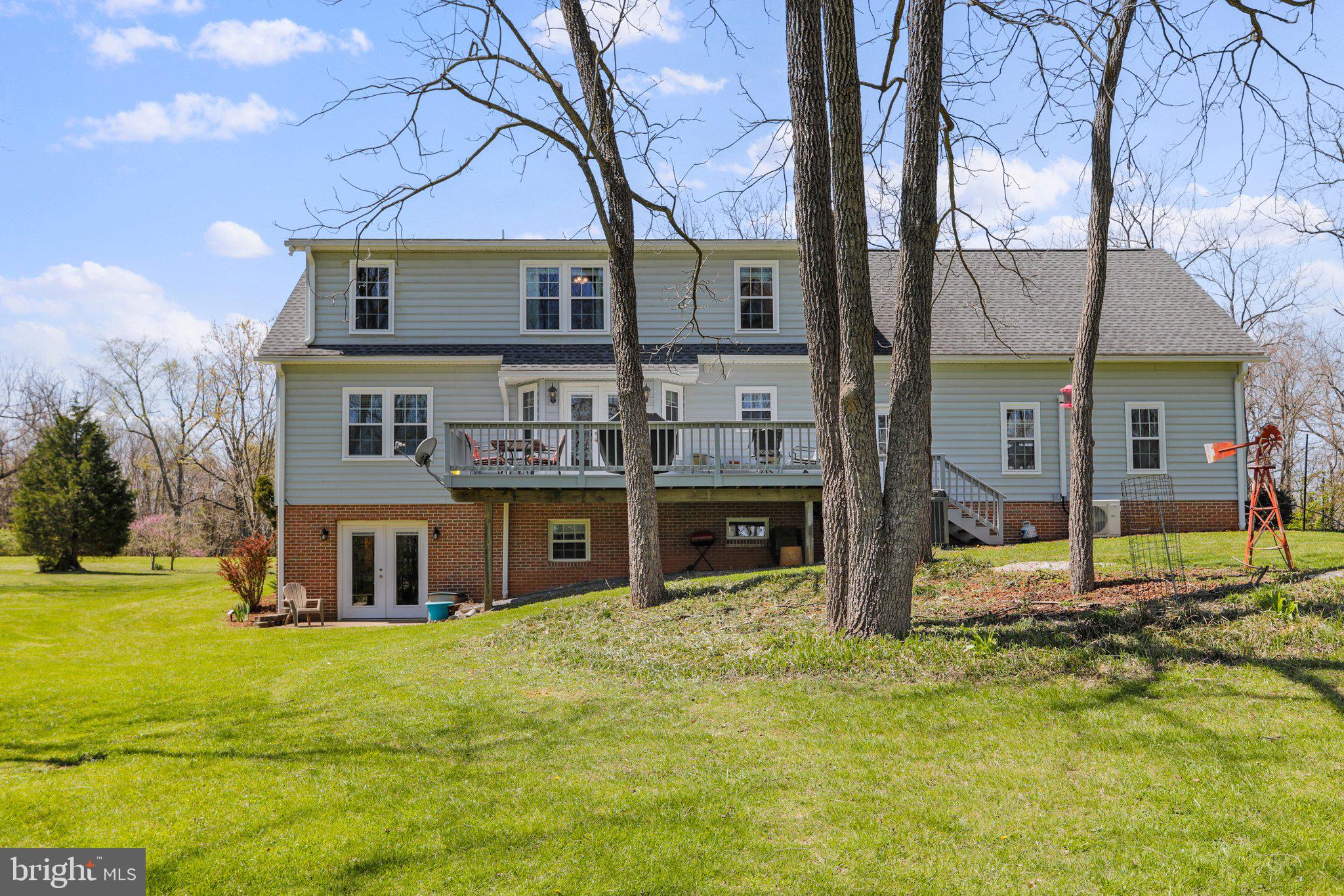 HIGHLAND MEADOWS - Residential