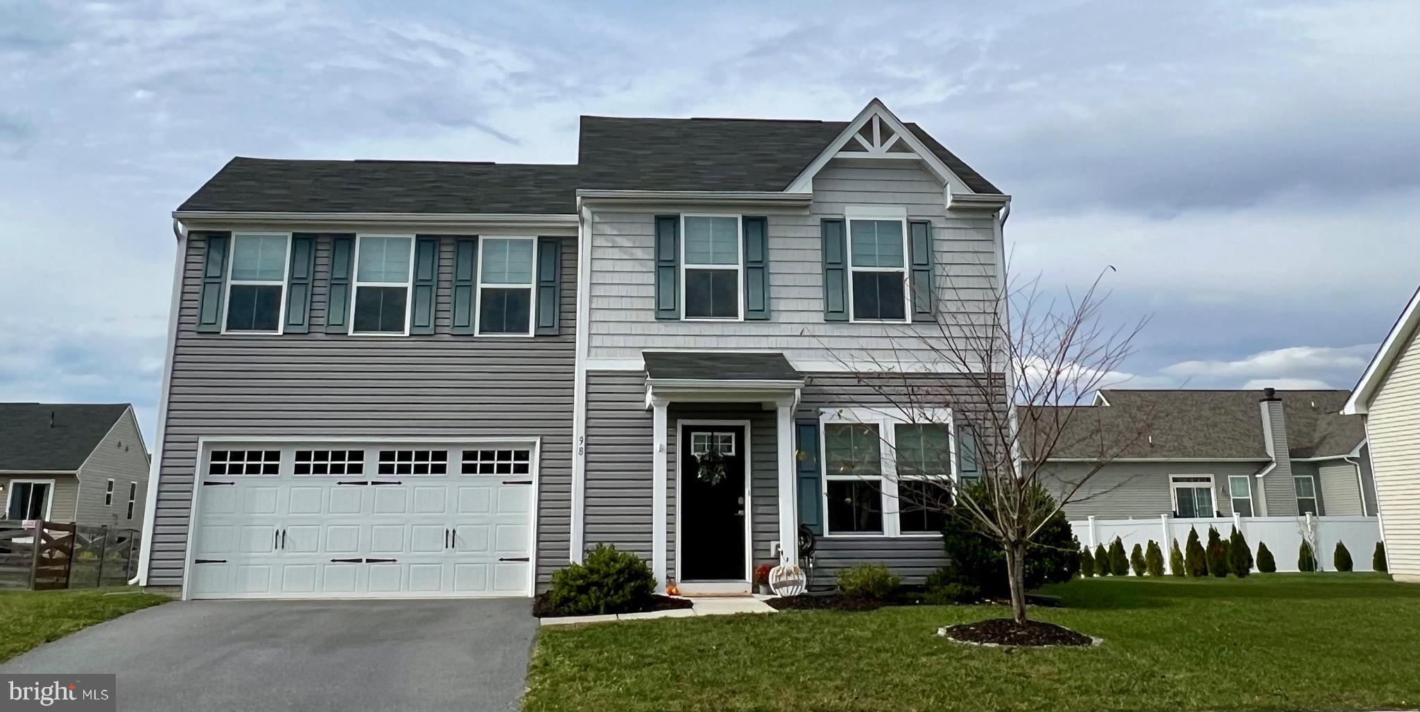 ARCADIA SPRINGS - Residential