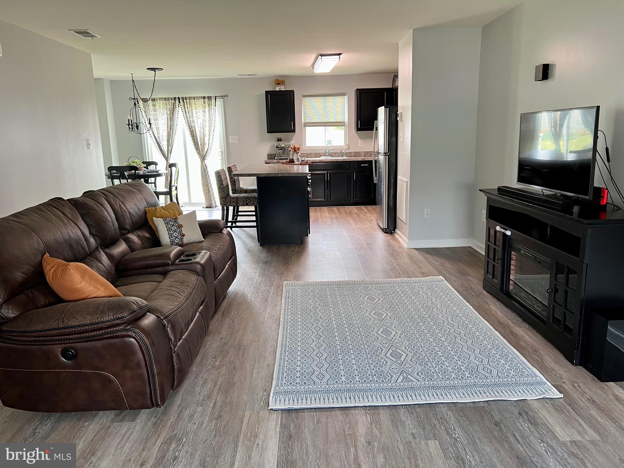 ARCADIA SPRINGS - Residential