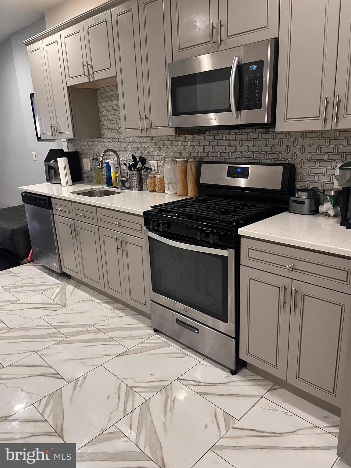 OVERBROOK HILLS - Residential