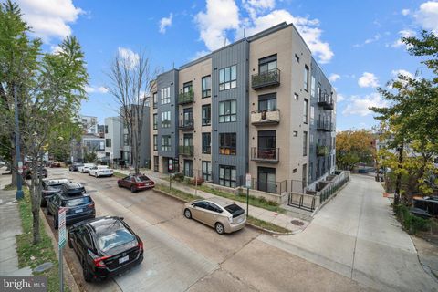 Photo of 1016 17th Place NE #7, WASHINGTON, DC 20002 (MLS # DCDC2228960) Photo of 1016 17th Place NE #7, WASHINGTON, DC 20002 (MLS # DCDC2228960)