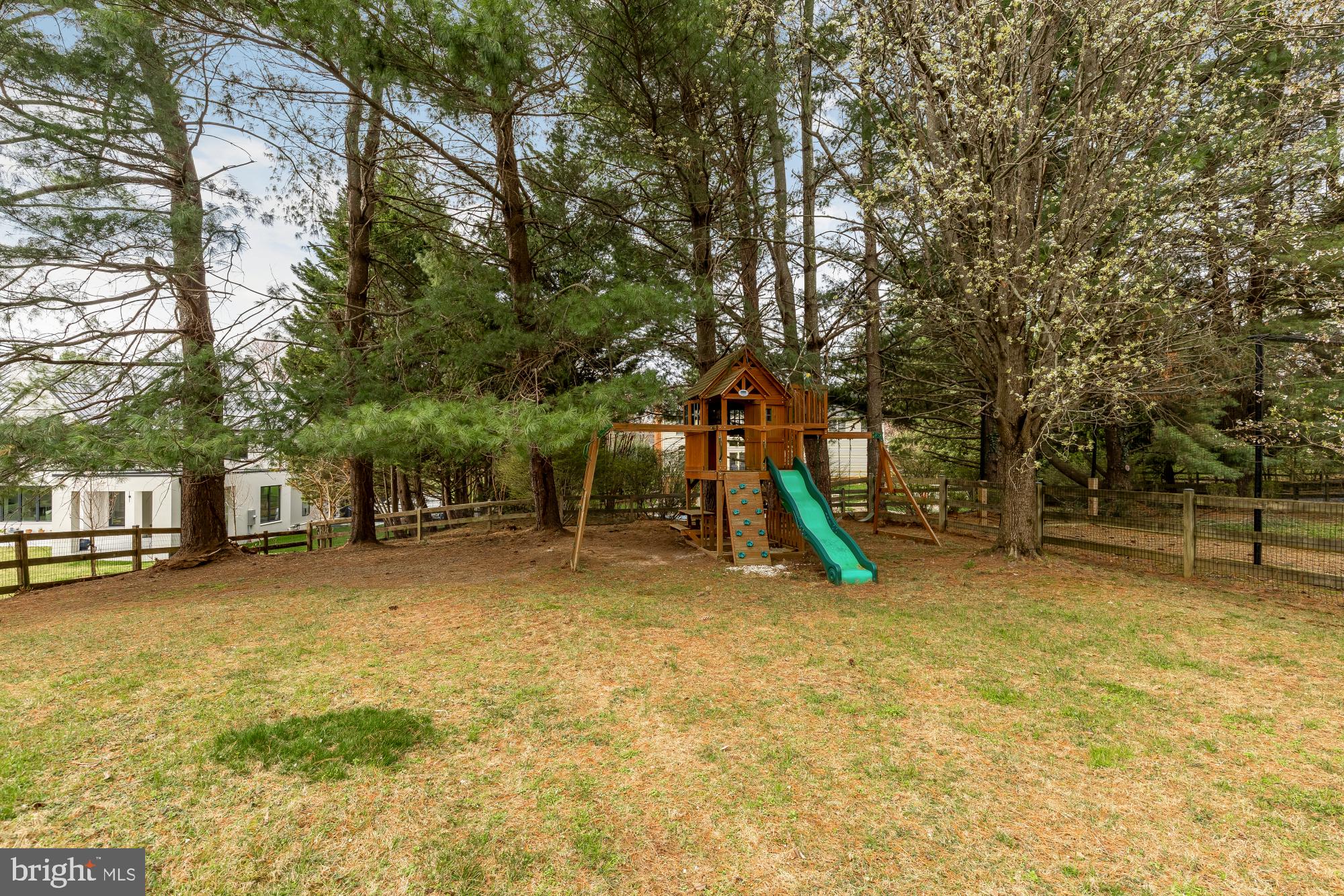 HICKORY CREEK ESTATES - Residential