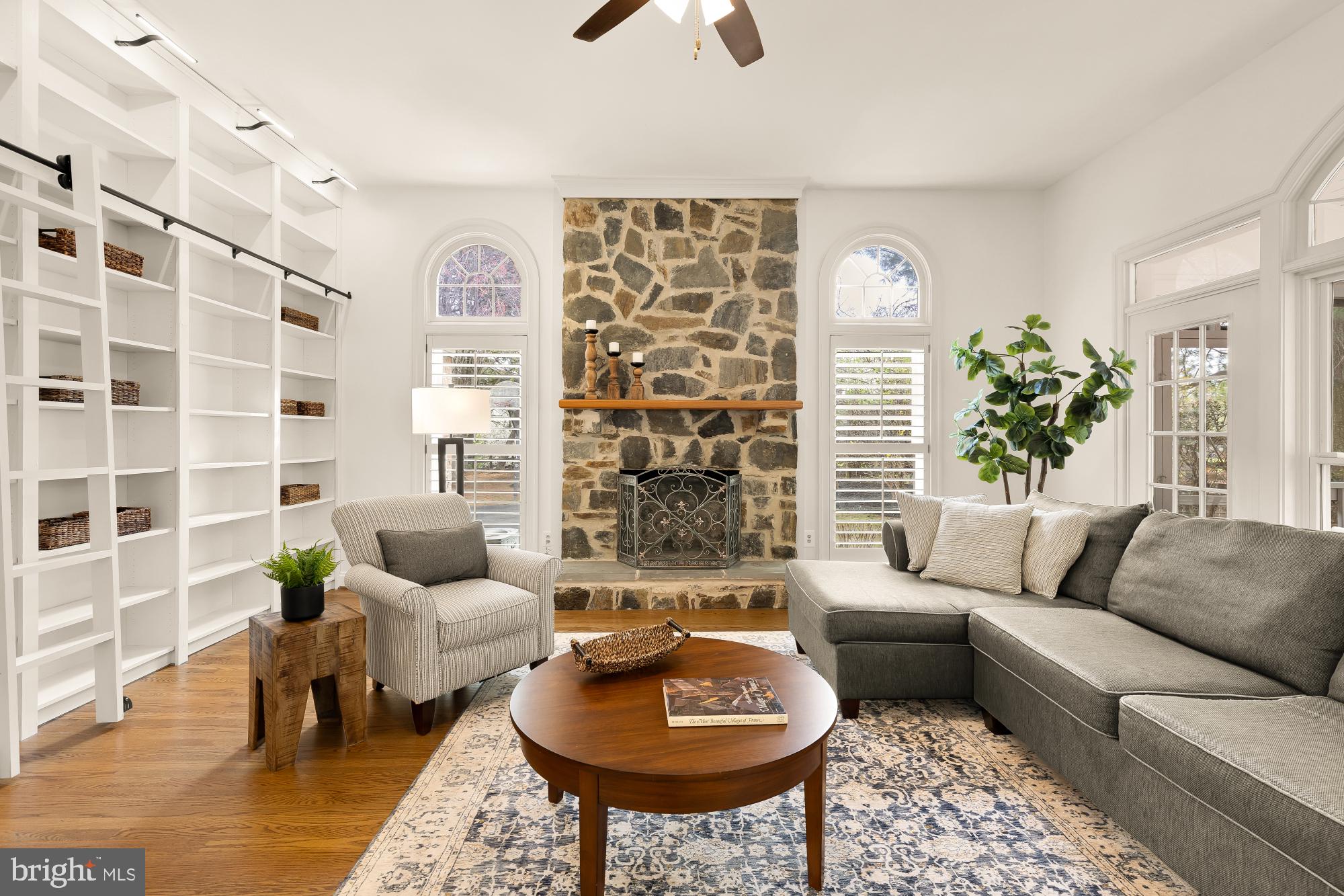 HICKORY CREEK ESTATES - Residential