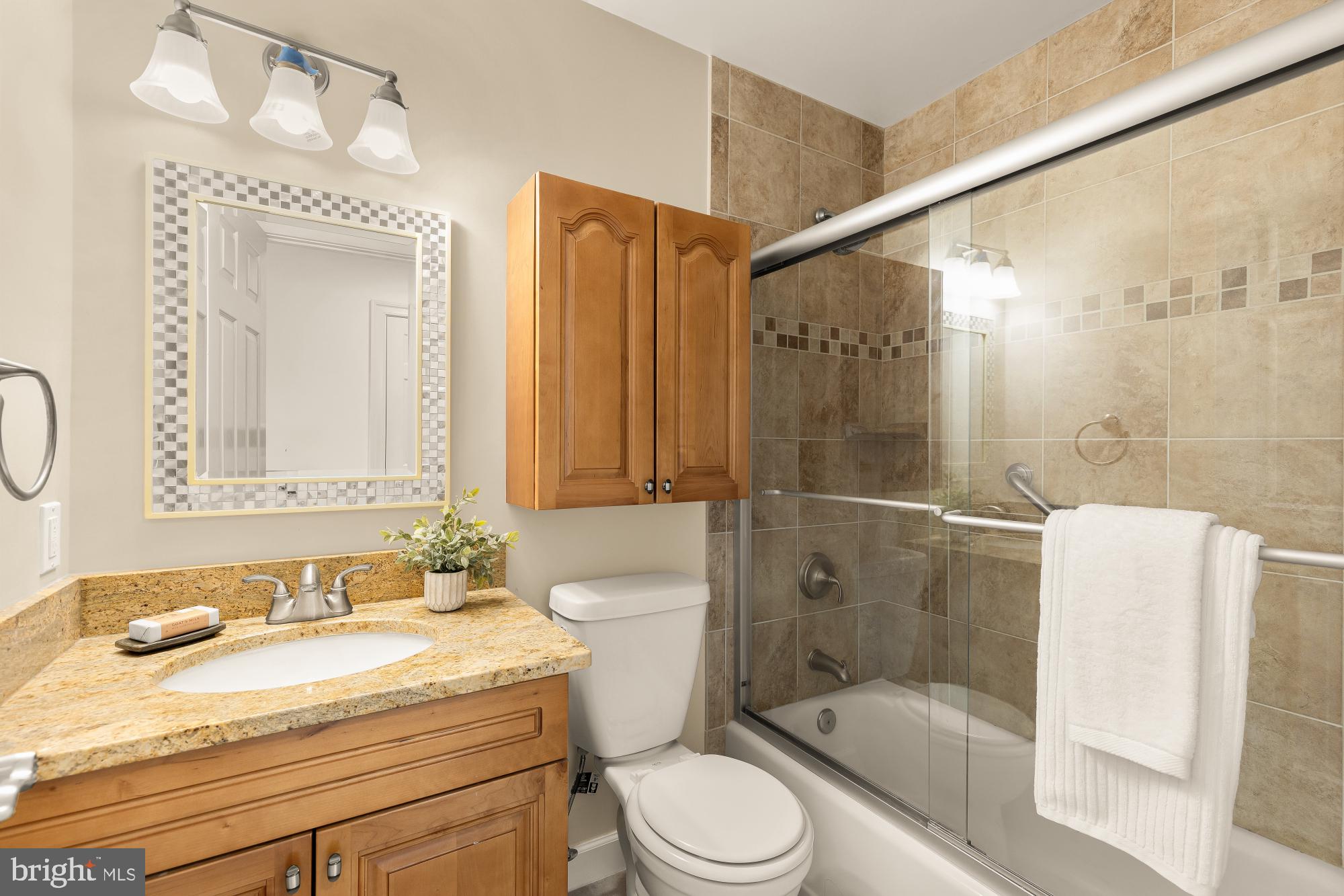 HICKORY CREEK ESTATES - Residential