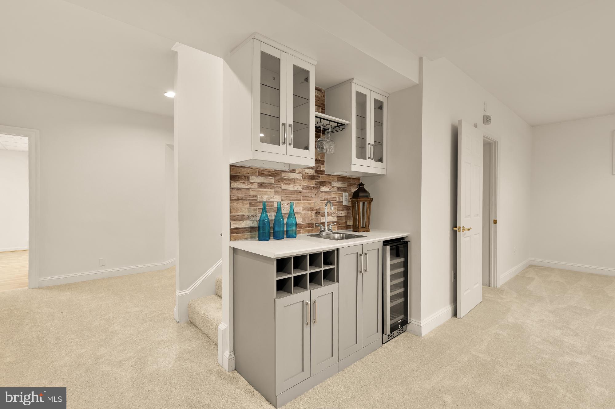 HICKORY CREEK ESTATES - Residential