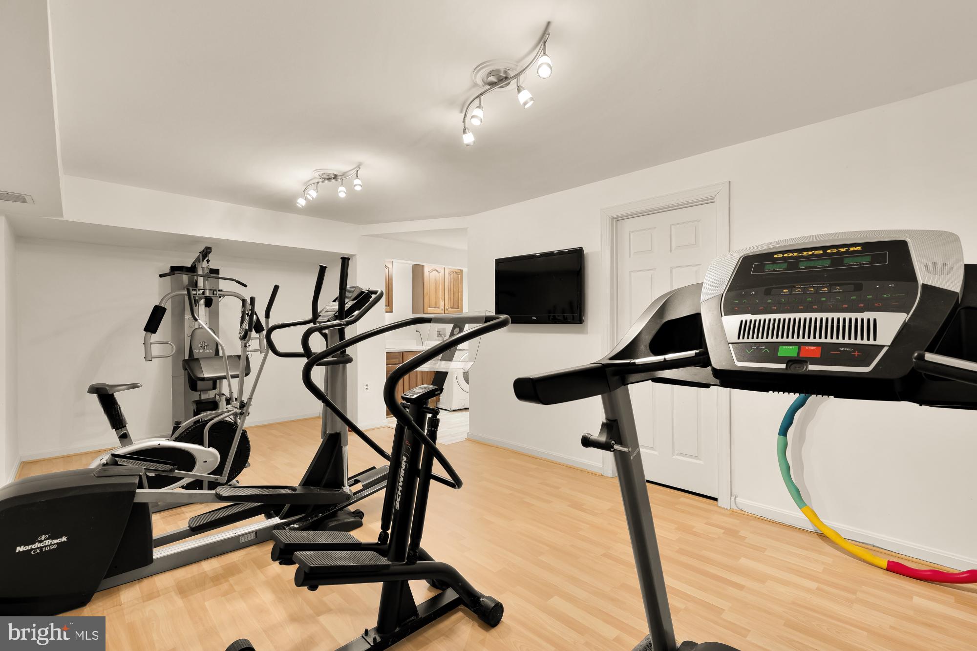 HICKORY CREEK ESTATES - Residential