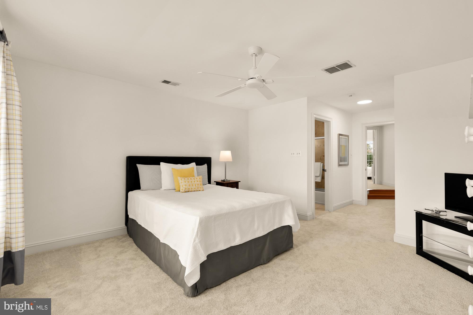 HICKORY CREEK ESTATES - Residential