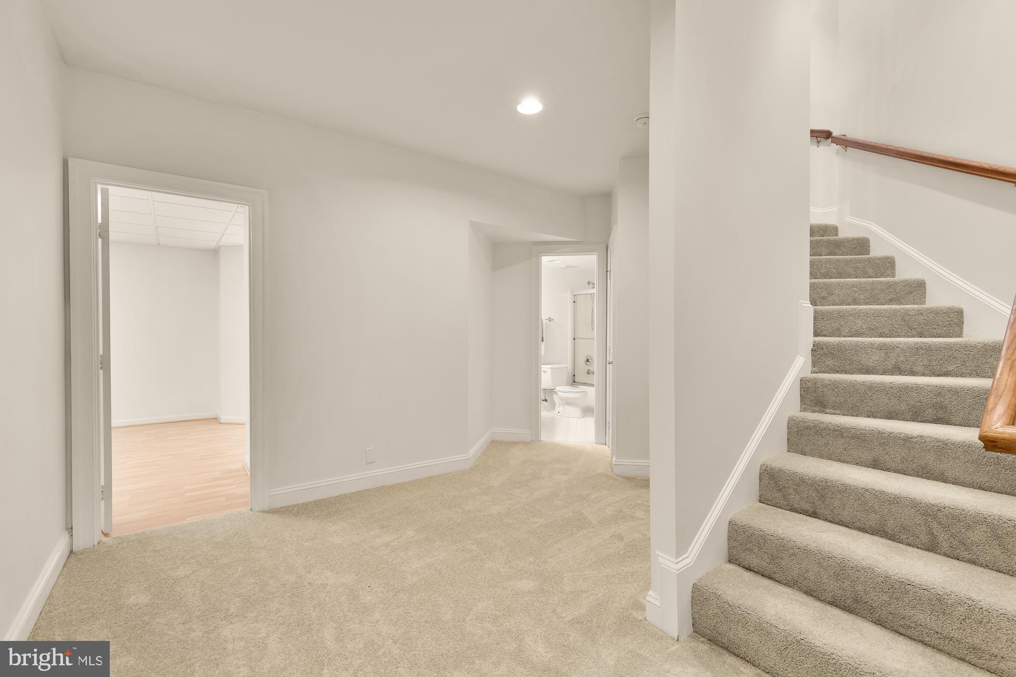 HICKORY CREEK ESTATES - Residential