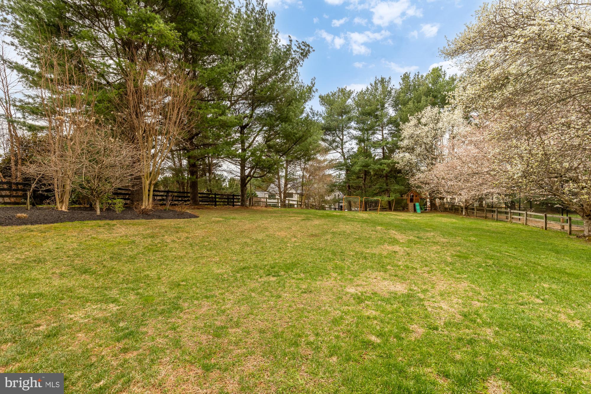 HICKORY CREEK ESTATES - Residential