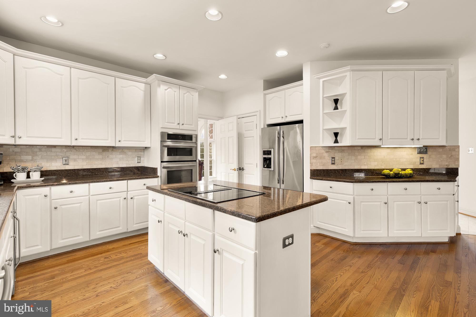 HICKORY CREEK ESTATES - Residential