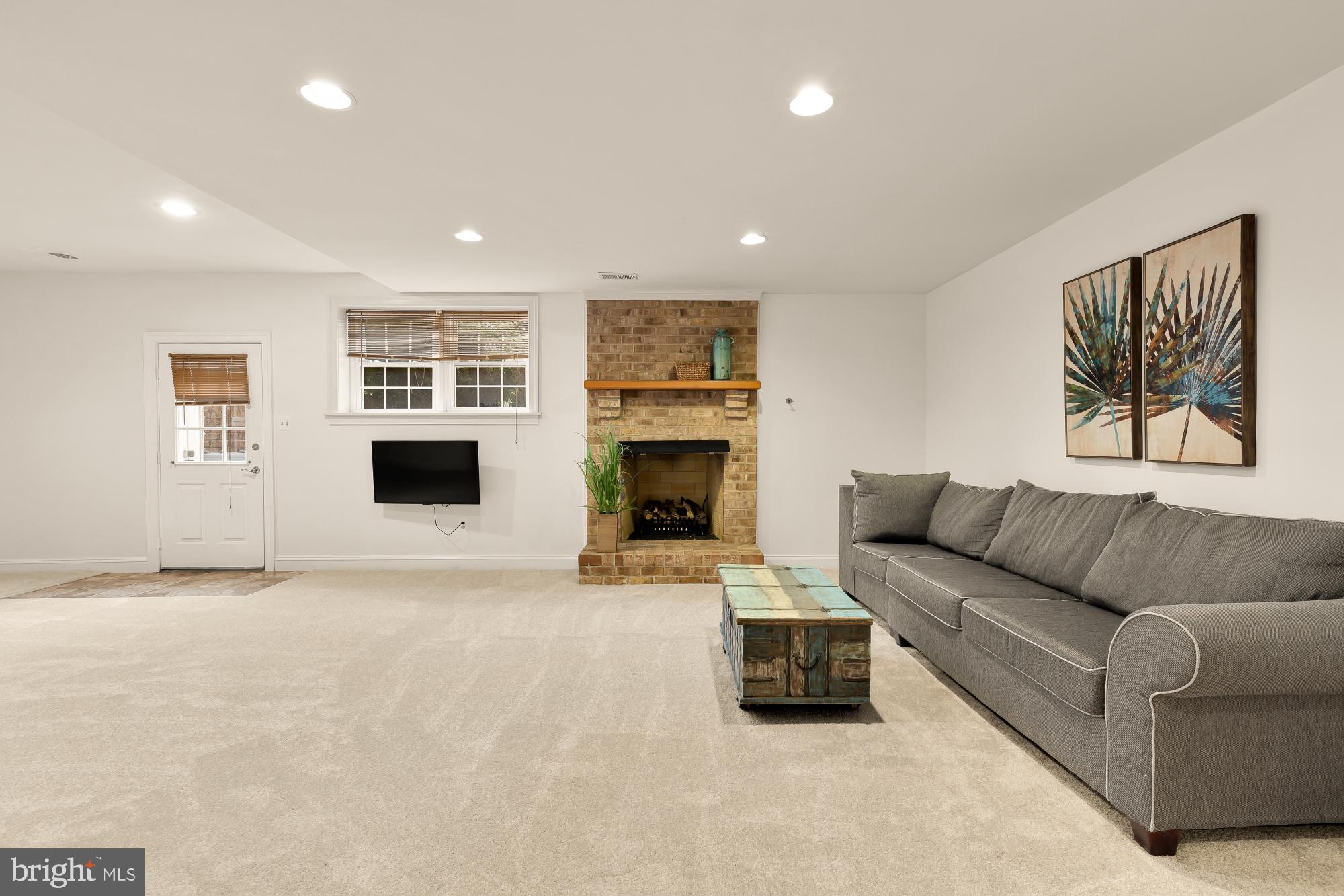 HICKORY CREEK ESTATES - Residential