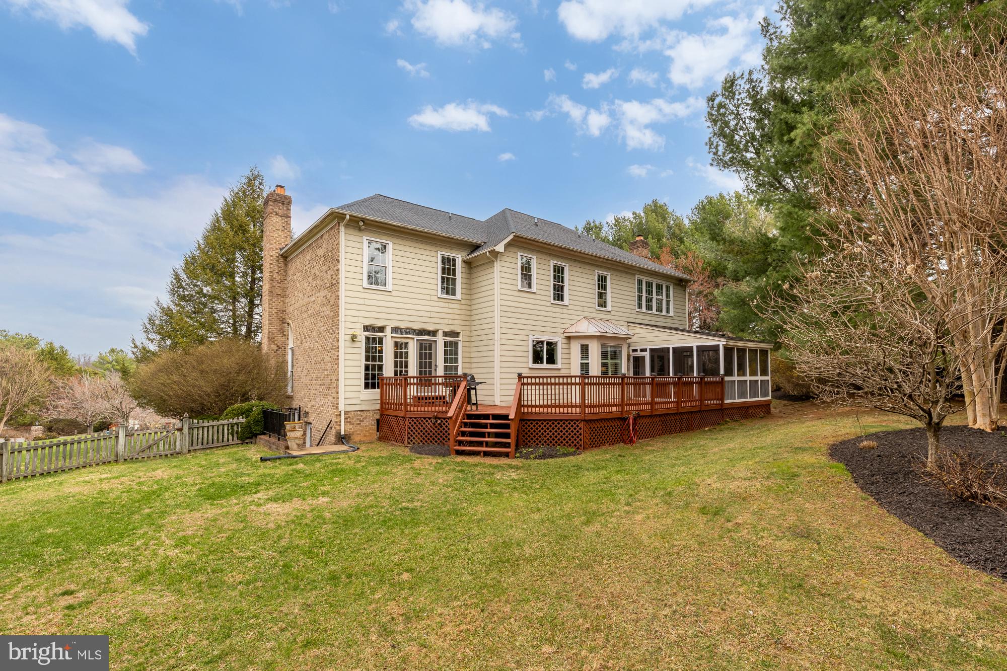 HICKORY CREEK ESTATES - Residential