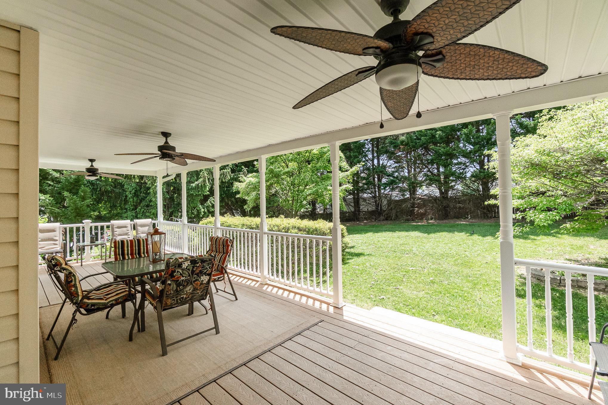 914 DEER COURT