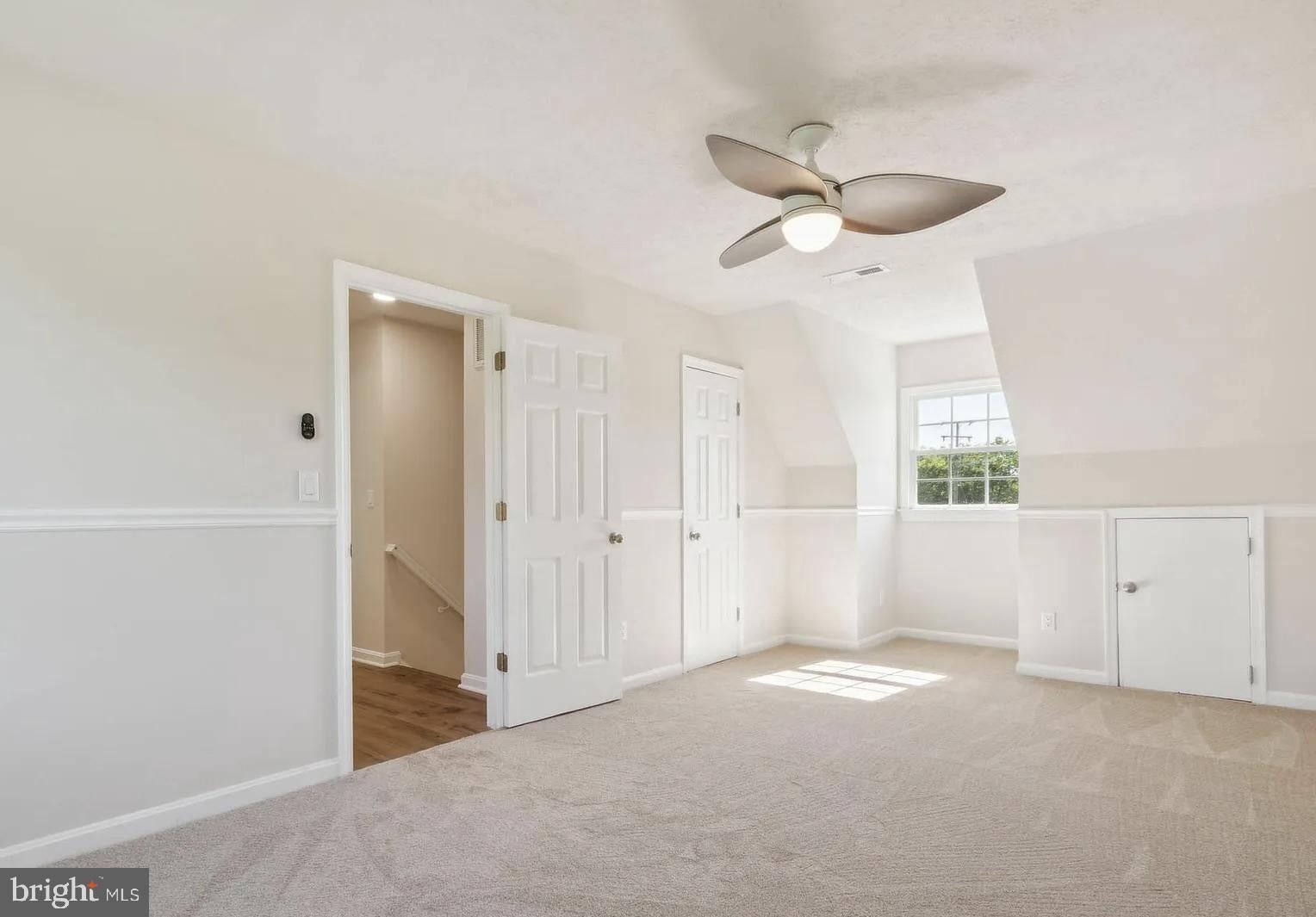 10847 BLAKE LANE