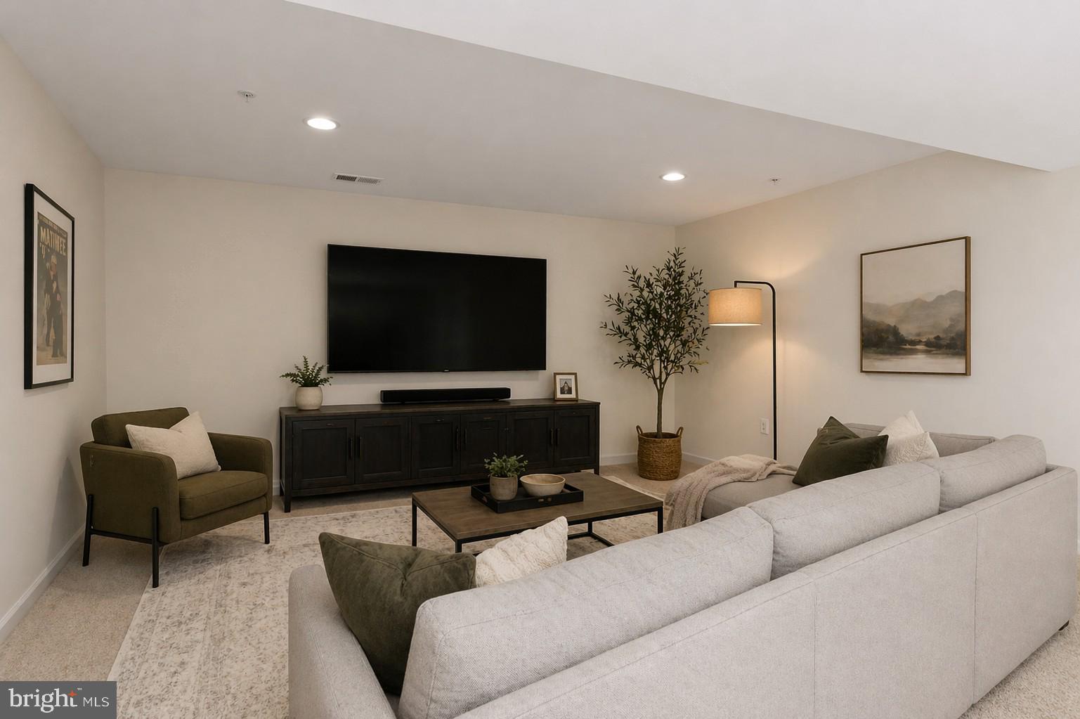 FALLSTON COMMONS - Residential