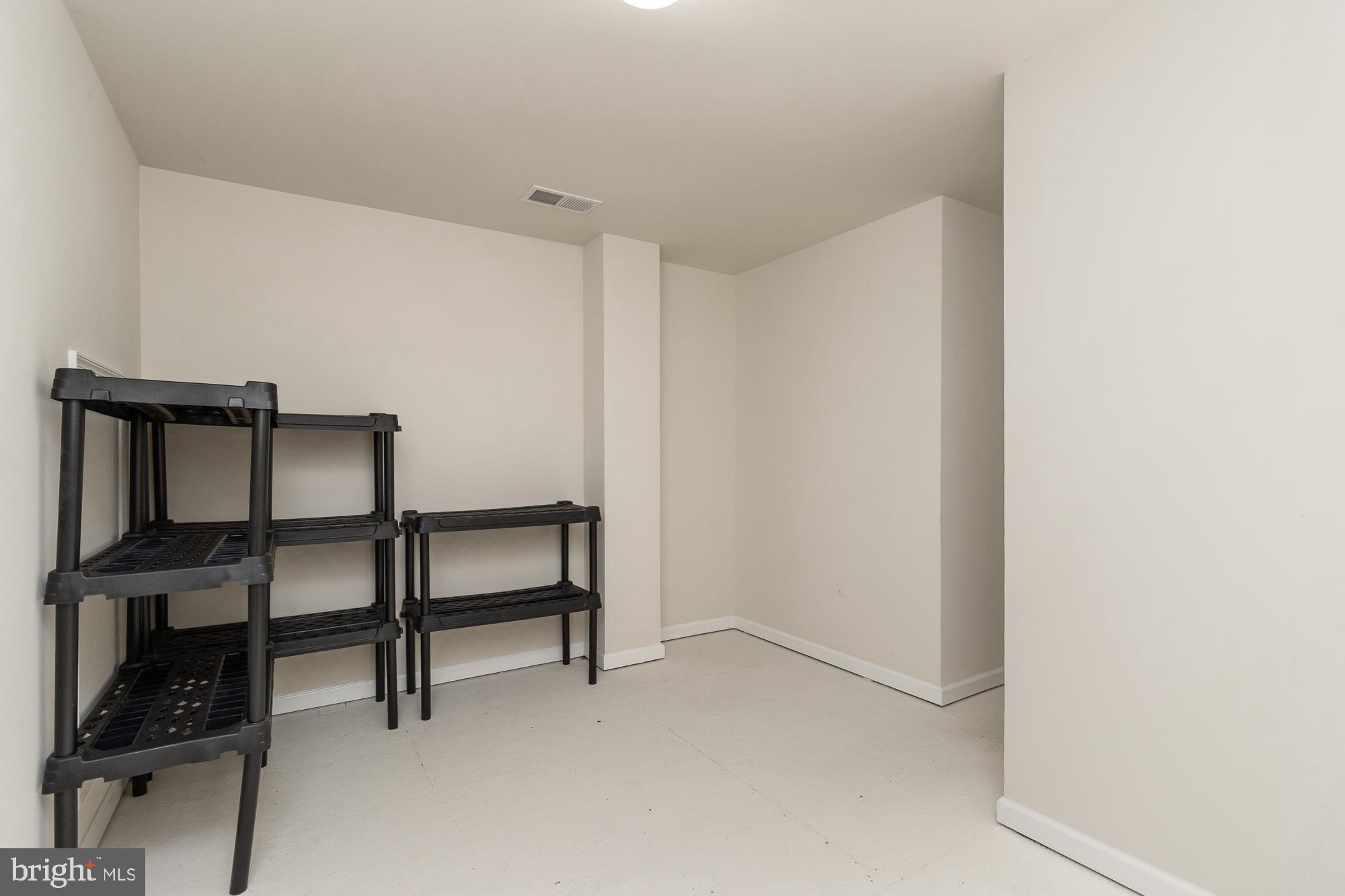 FALLSTON COMMONS - Residential