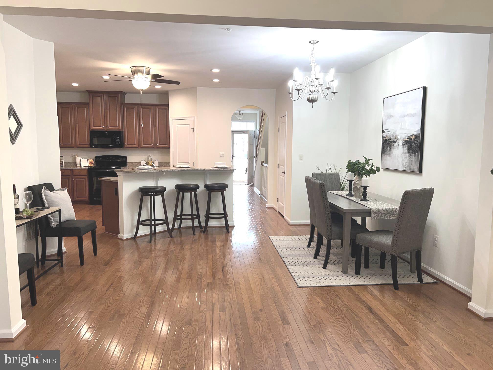 FALLSTON COMMONS - Residential