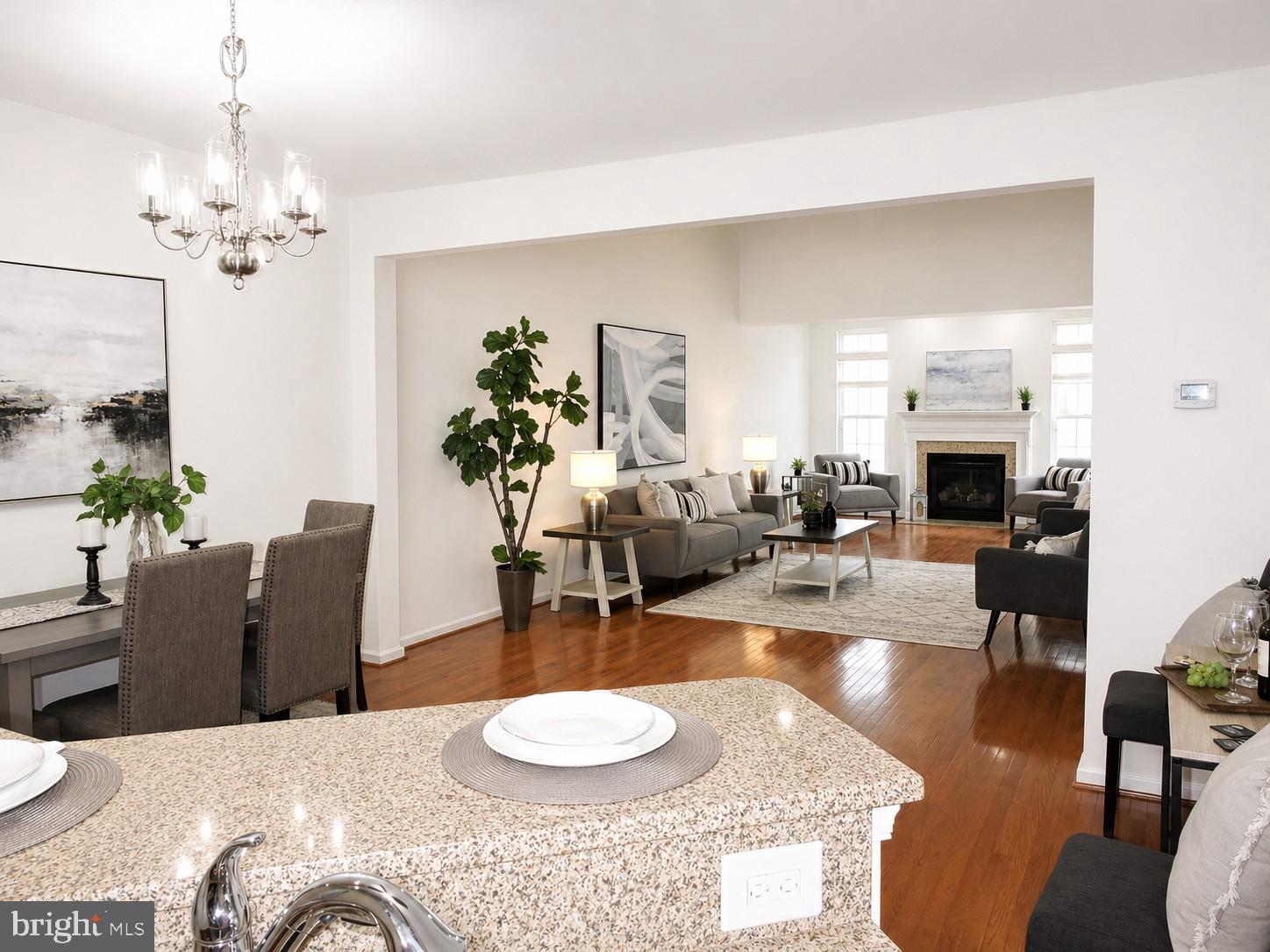 FALLSTON COMMONS - Residential