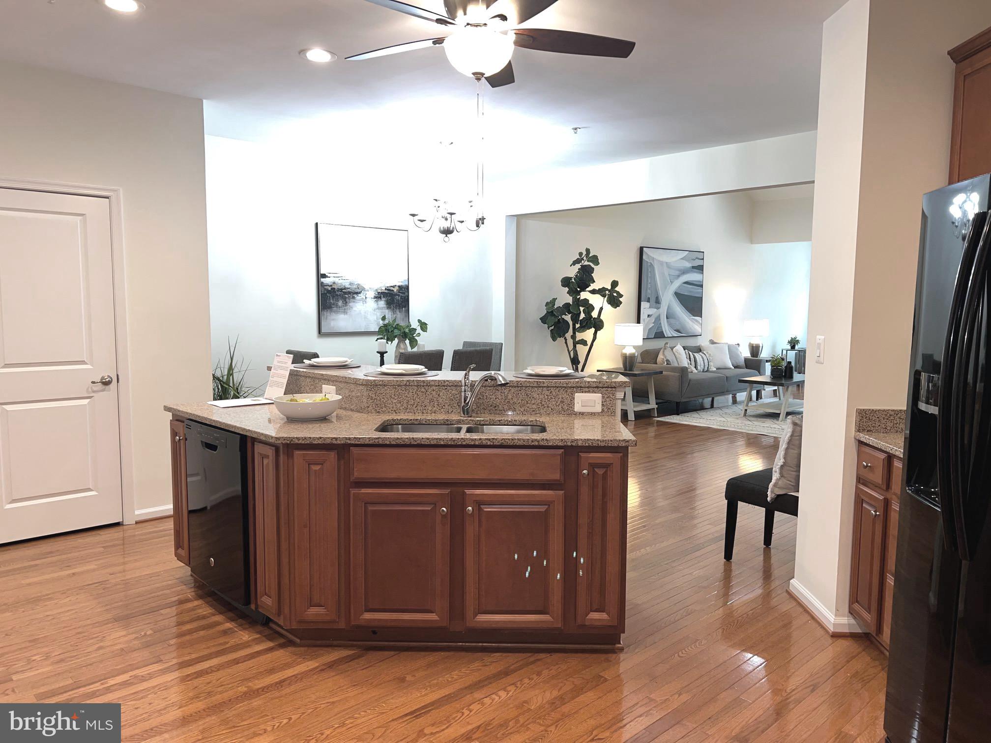 FALLSTON COMMONS - Residential