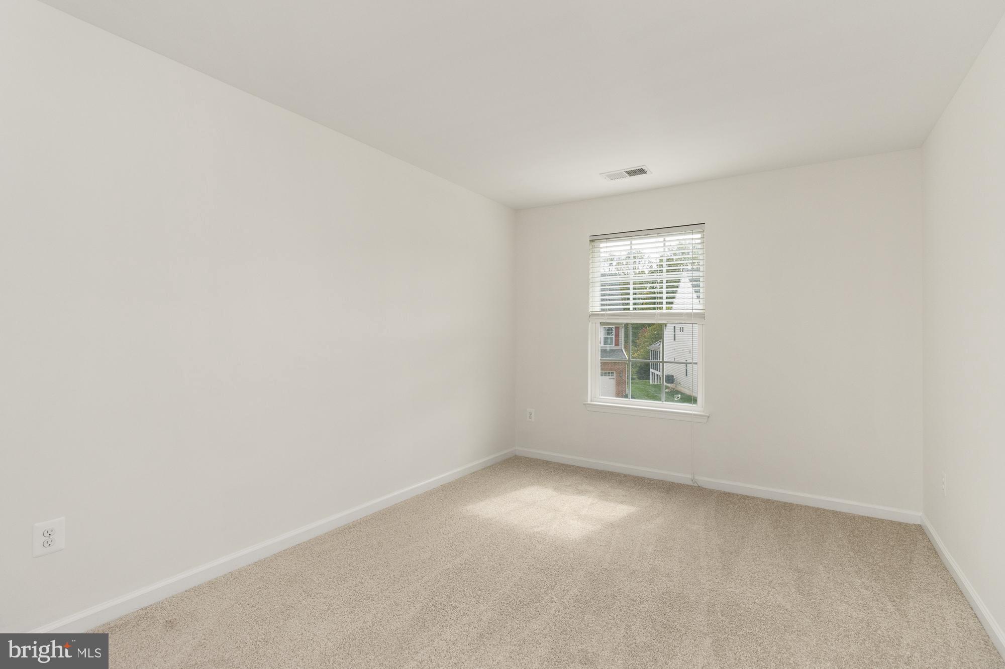 FALLSTON COMMONS - Residential