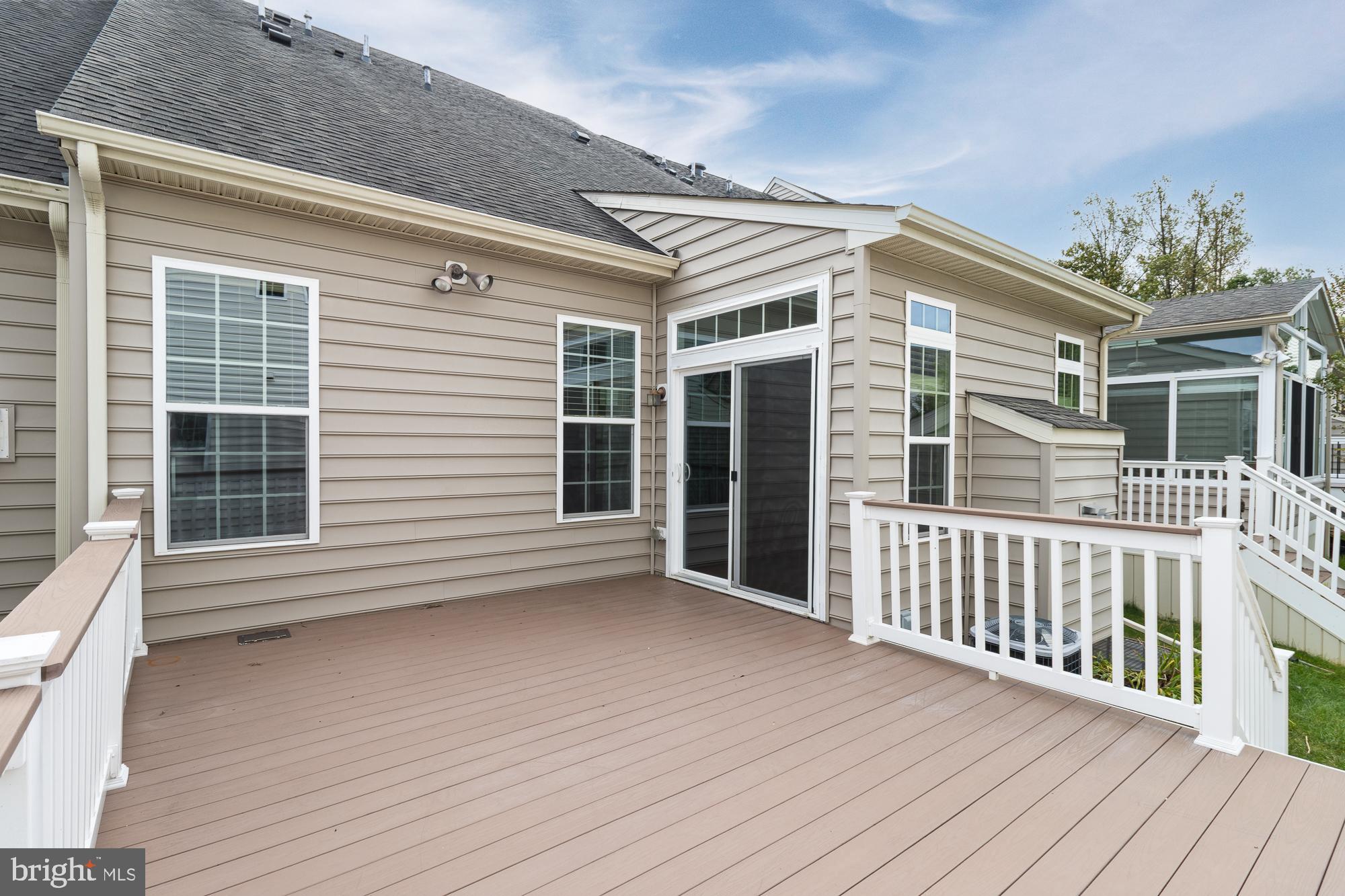 FALLSTON COMMONS - Residential