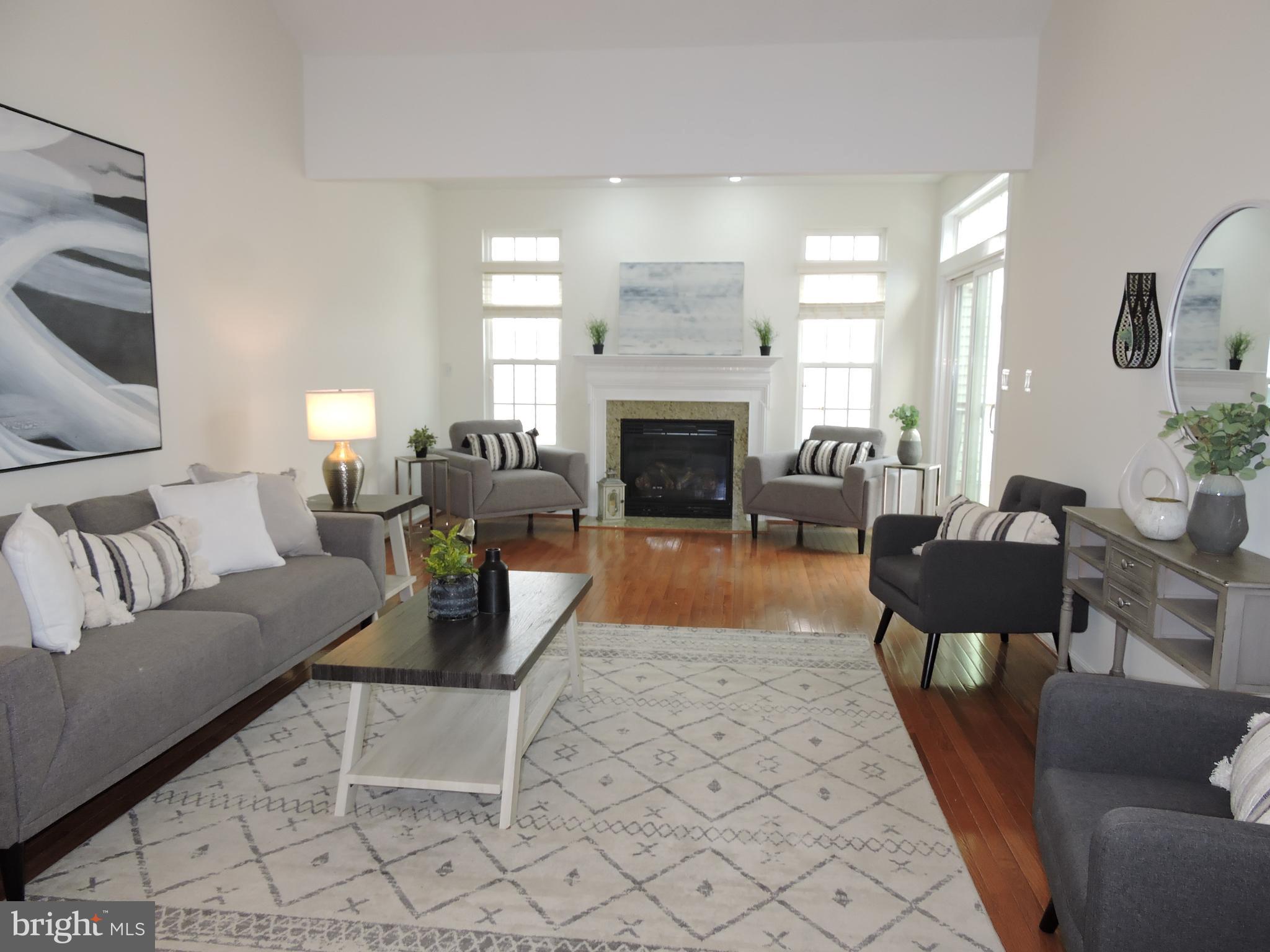 FALLSTON COMMONS - Residential