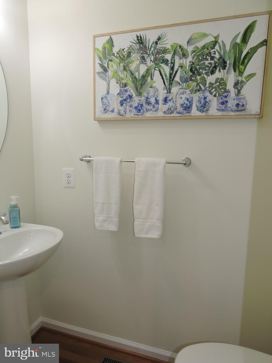 FALLSTON COMMONS - Residential