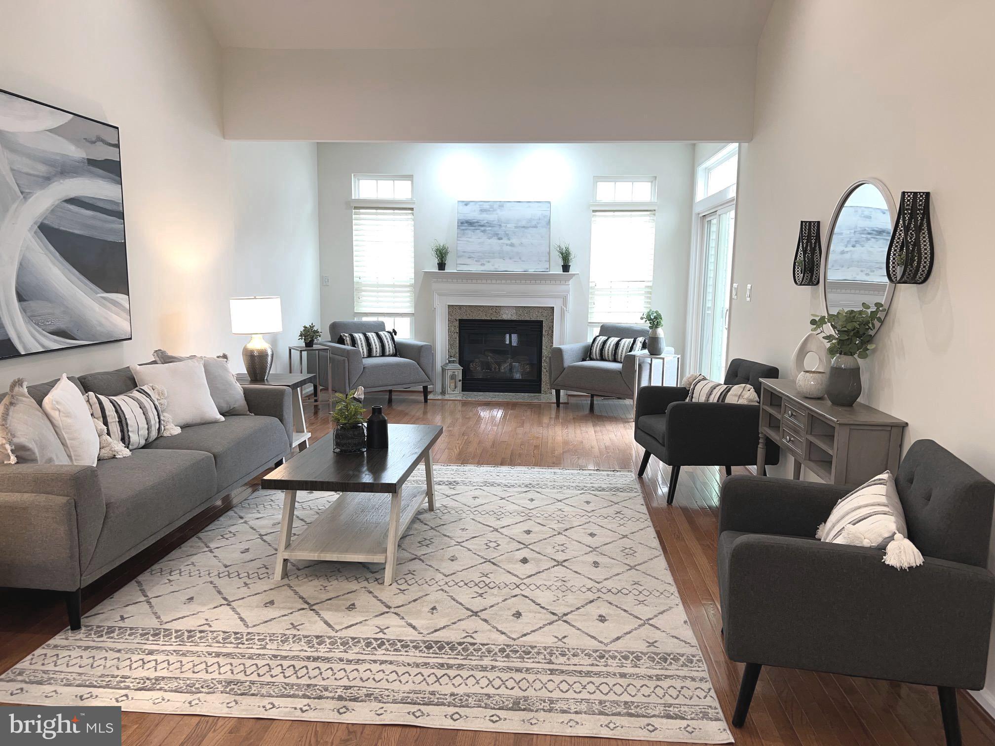 FALLSTON COMMONS - Residential