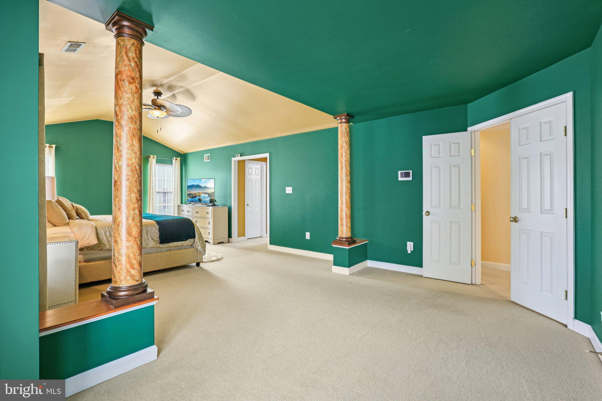 SHIPLEYS RETREAT - Residential