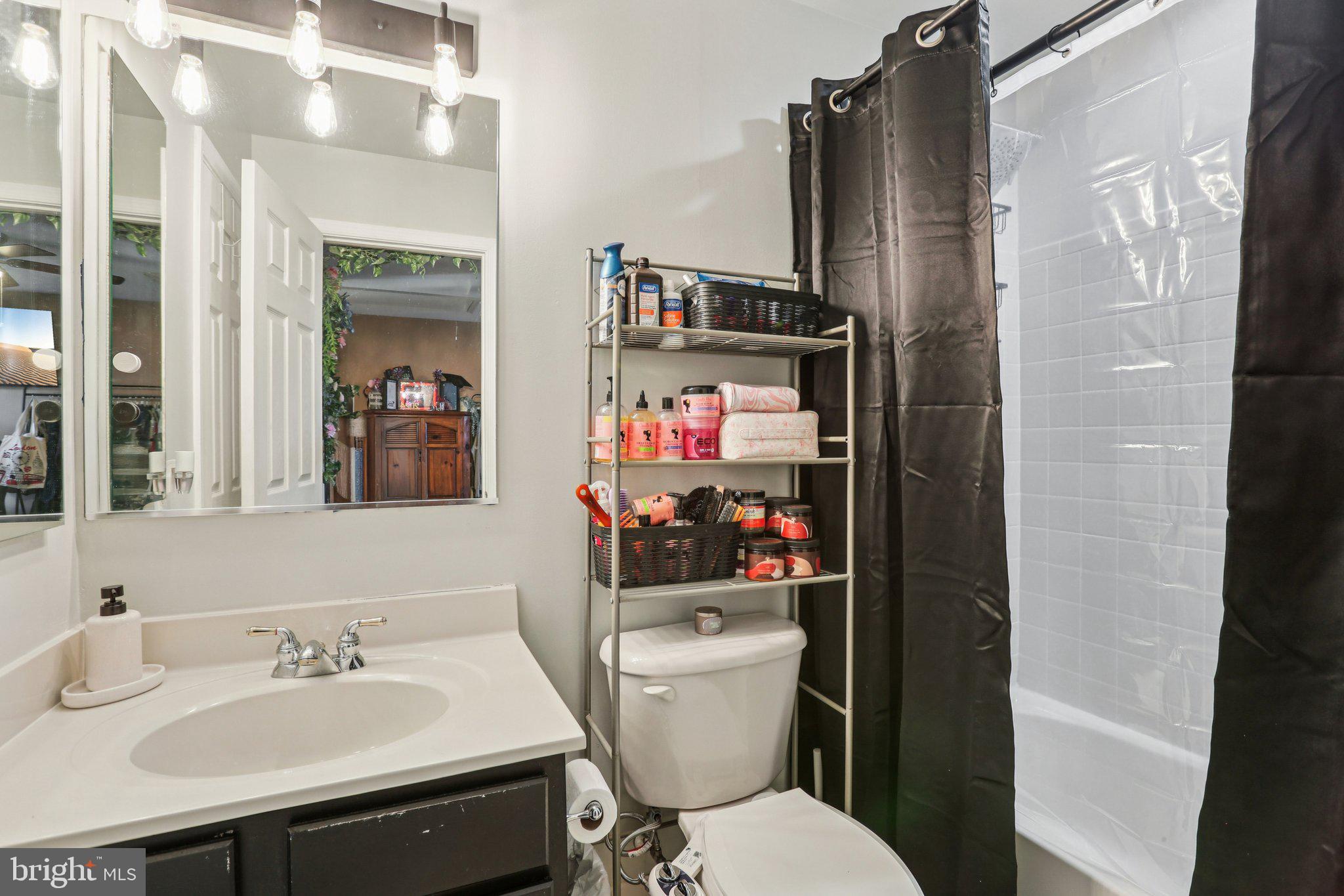 SHIPLEYS RETREAT - Residential