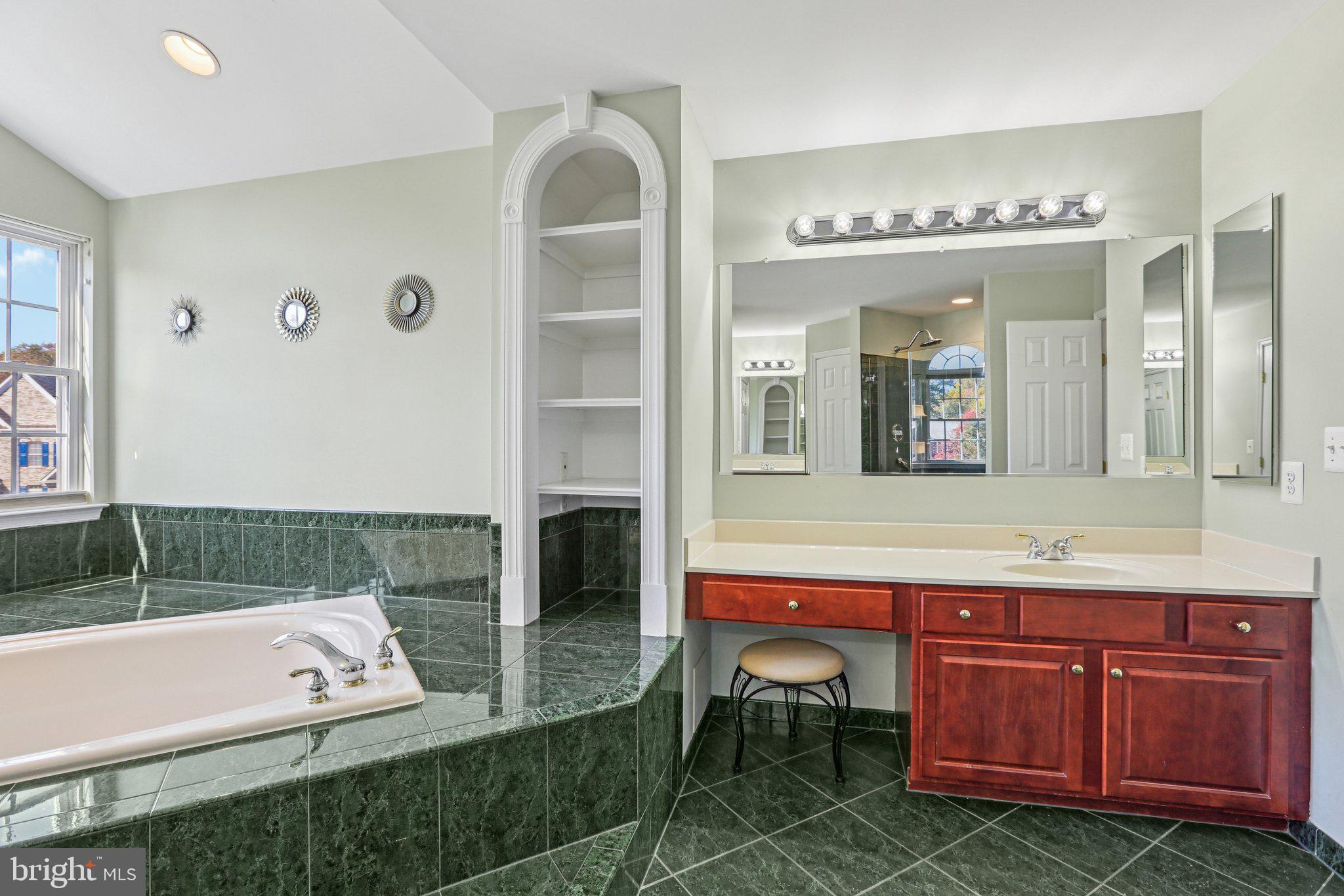 SHIPLEYS RETREAT - Residential