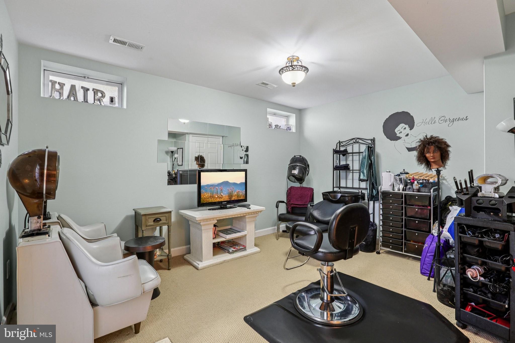 SHIPLEYS RETREAT - Residential