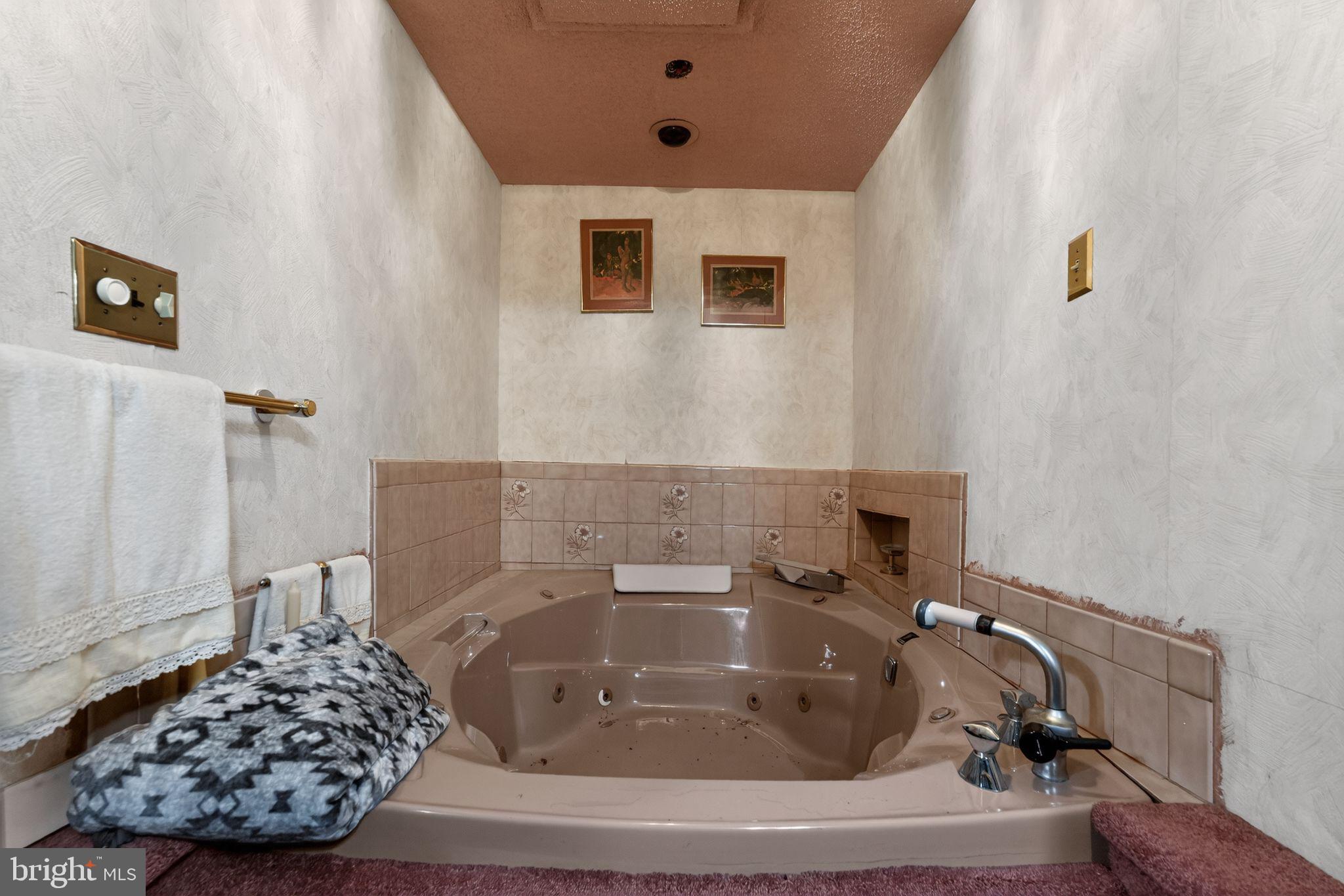 LAVEROCK - Residential
