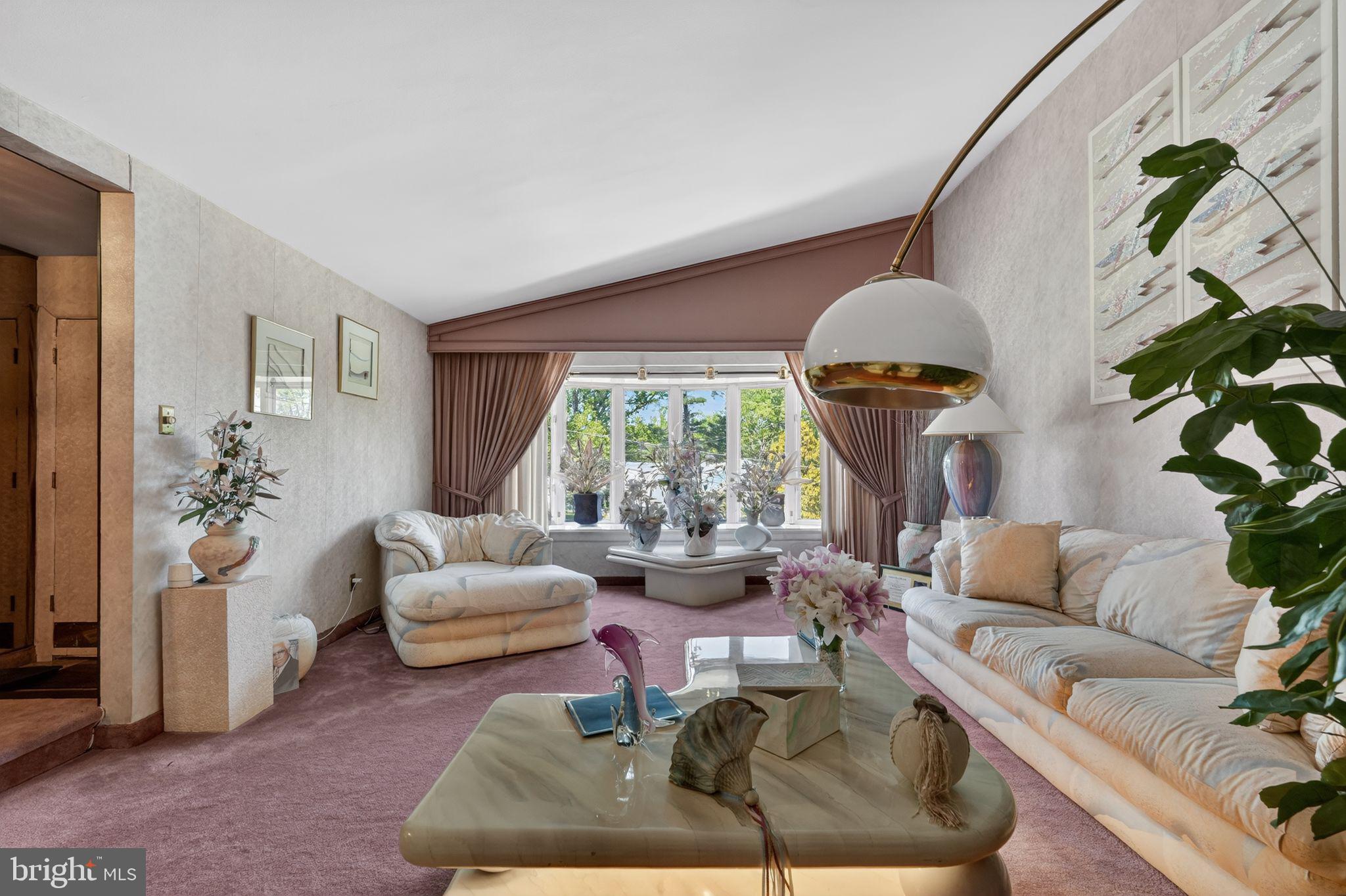 LAVEROCK - Residential