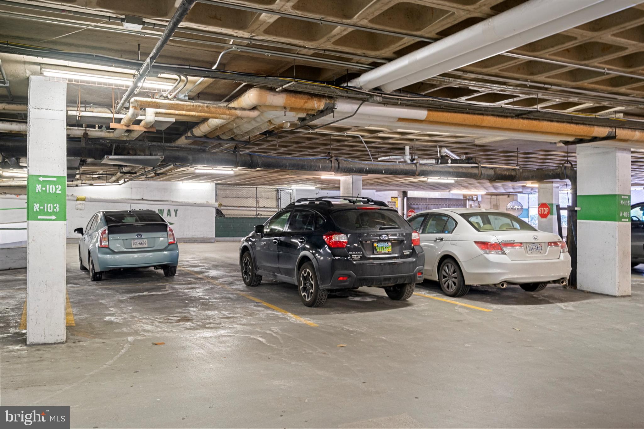 SKYLINE PLAZA - Residential