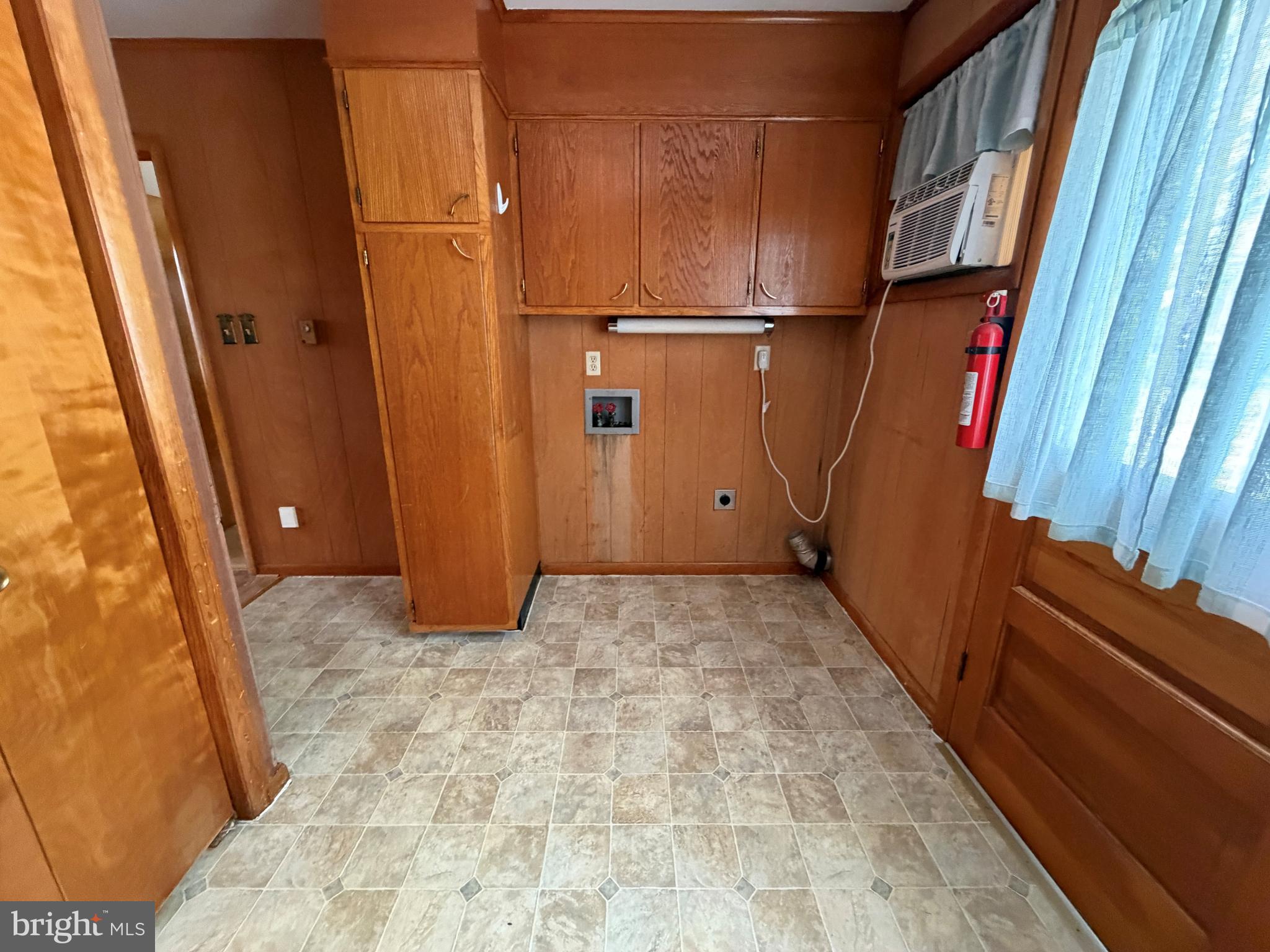 LAURICH ACRES - Residential